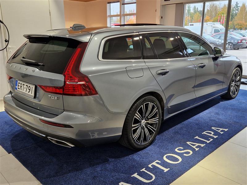 Volvo V60 T8 TwE AWD Inscription aut. 2020, bild 4/33