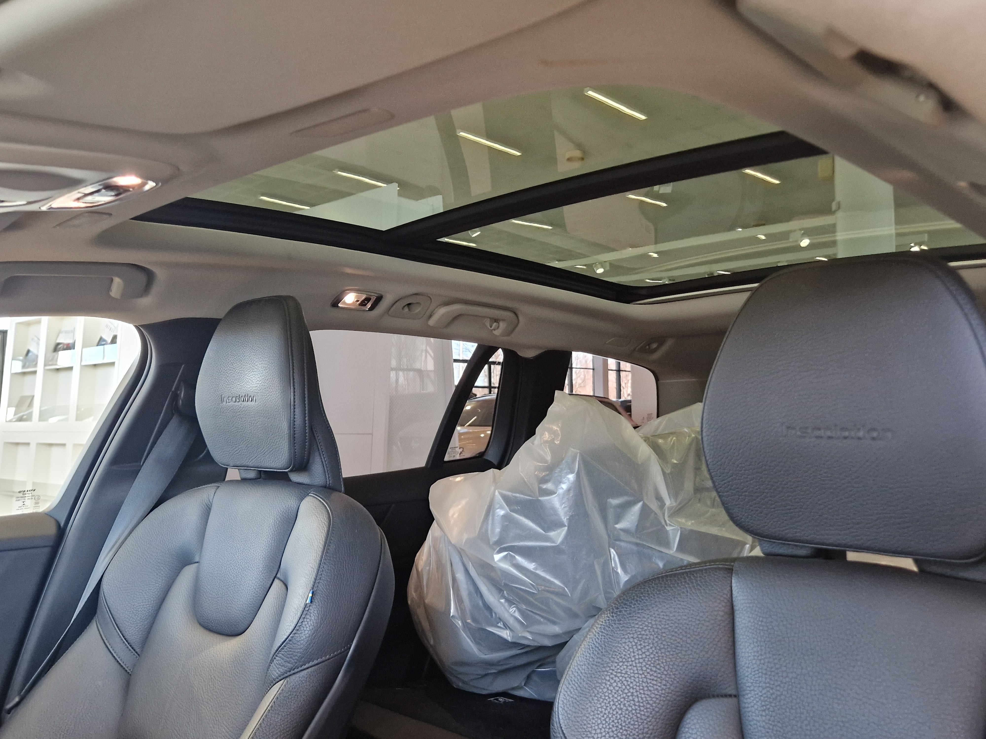 Volvo V60 T8 TWE AWD INSCRIPTION TAKUU 12KK/20TKM