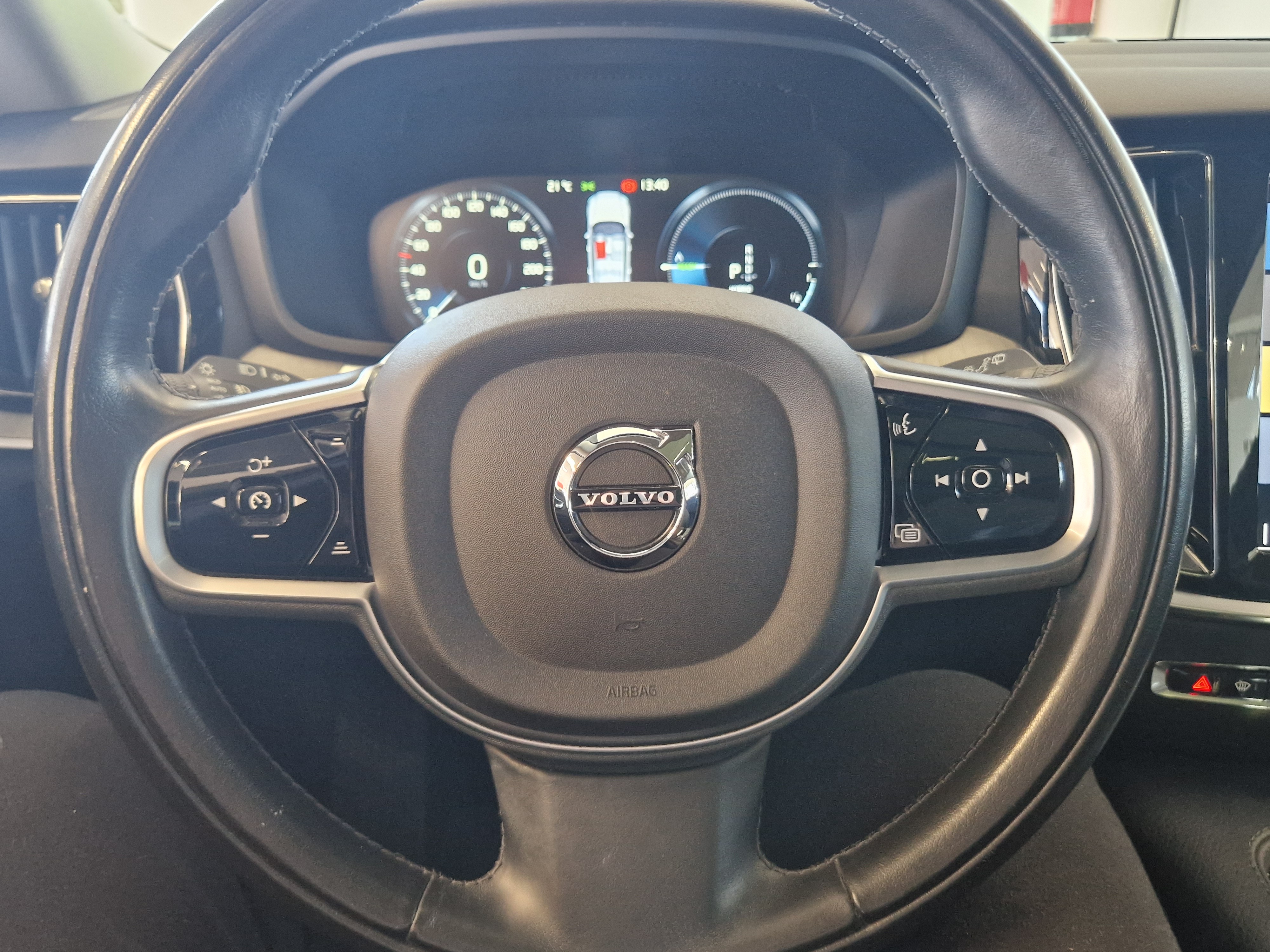 Volvo V60 2020, kuva 6/20