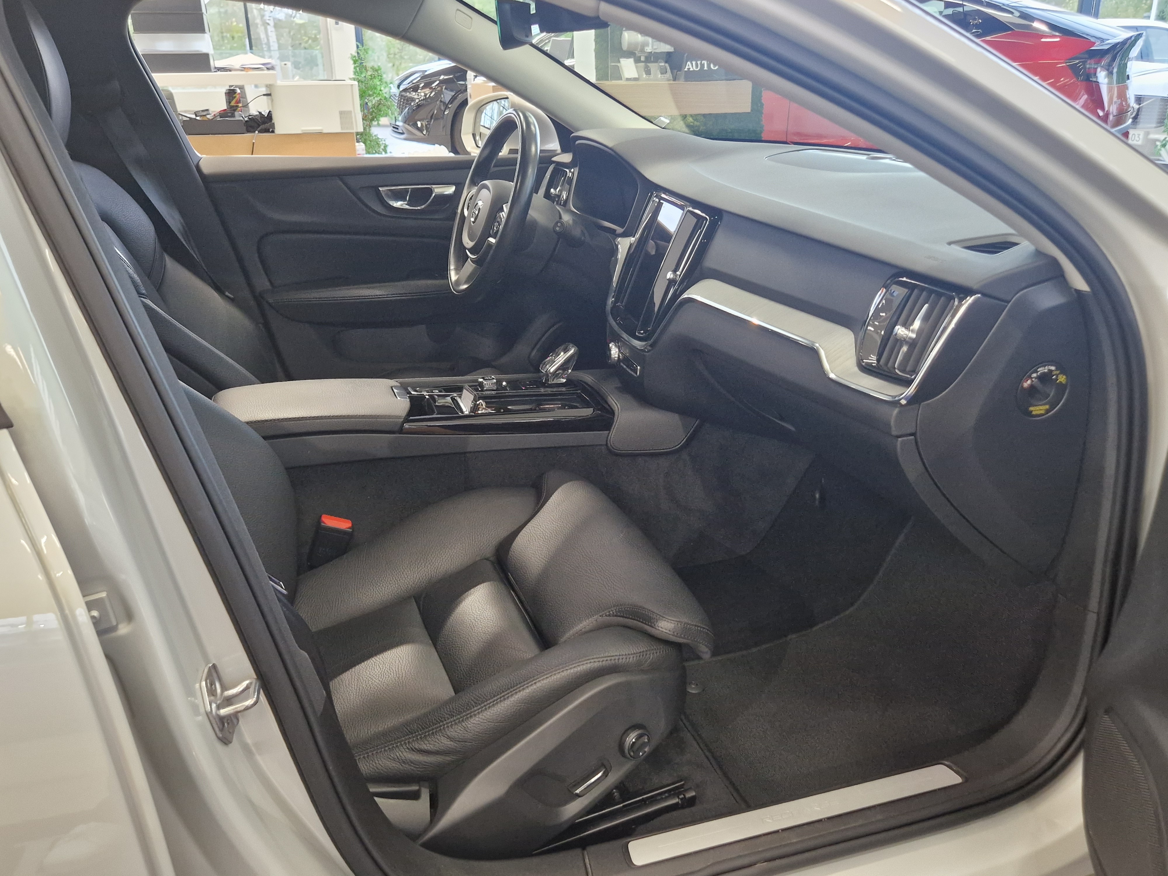 Volvo V60 T6 TwE AWD Inscription Edition 2022, kuva 7/19