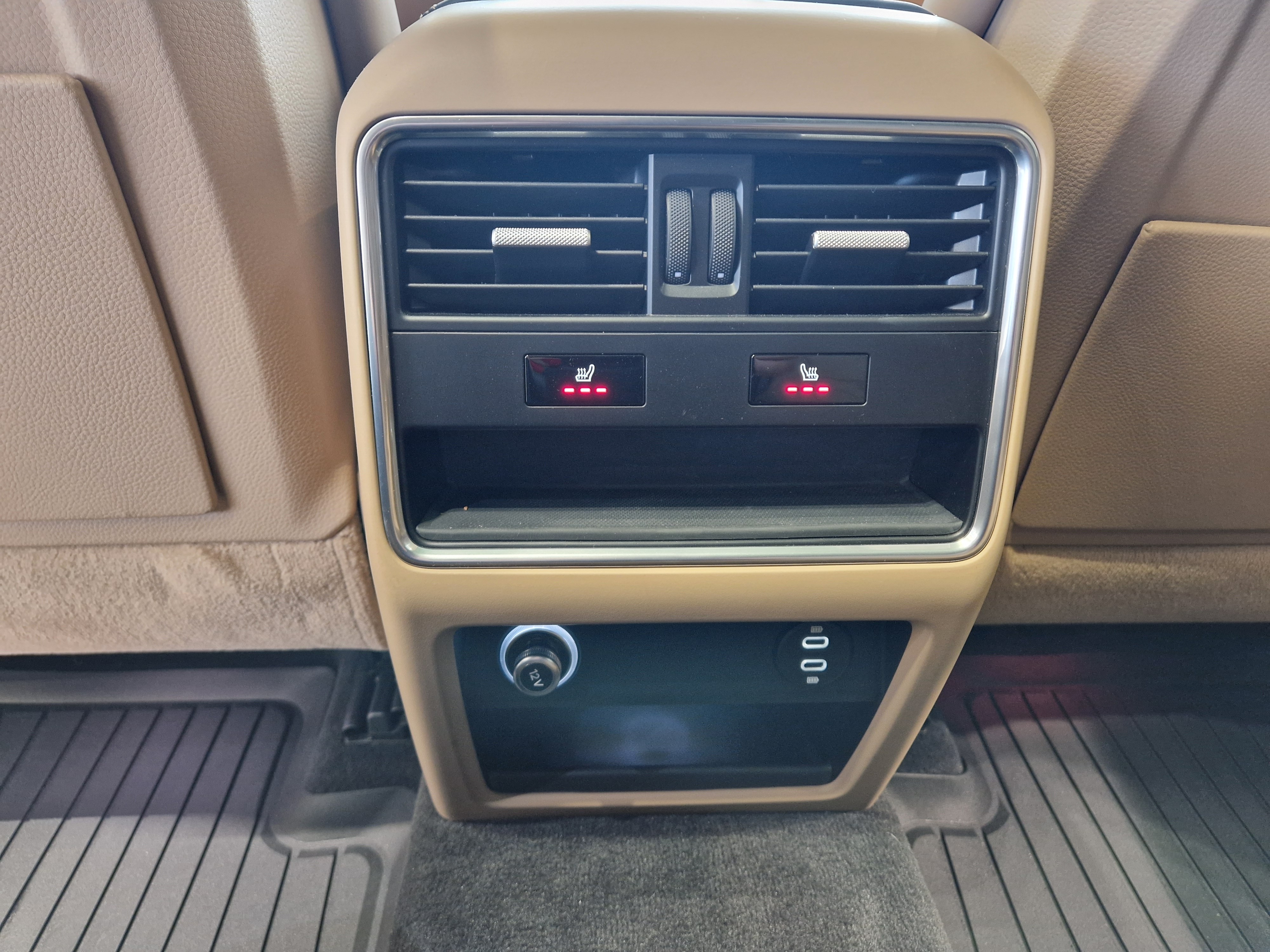 Porsche CAYENNE E-HYBRID ADVANTAGE PACKAGE