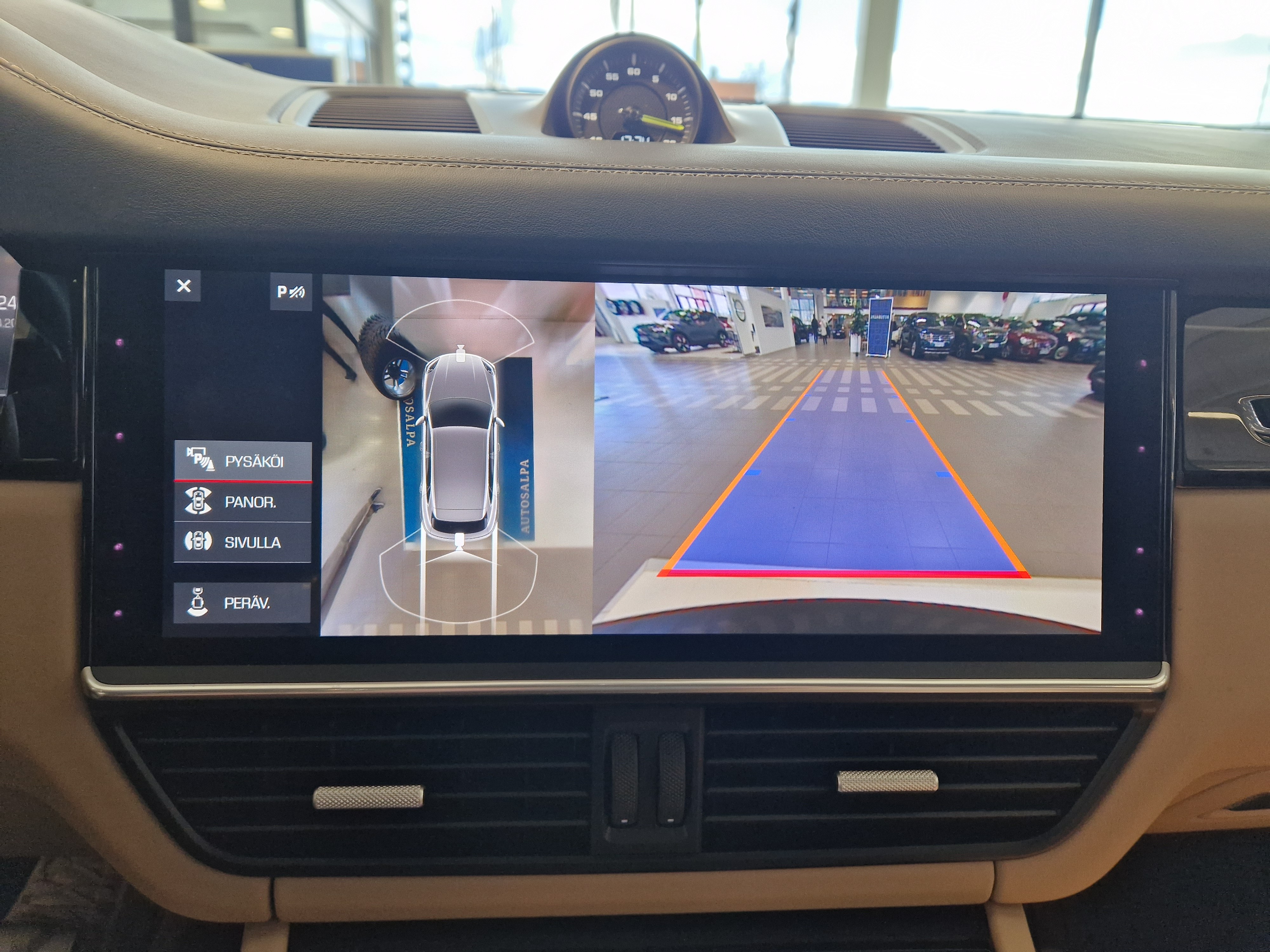 Porsche CAYENNE E-HYBRID ADVANTAGE PACKAGE