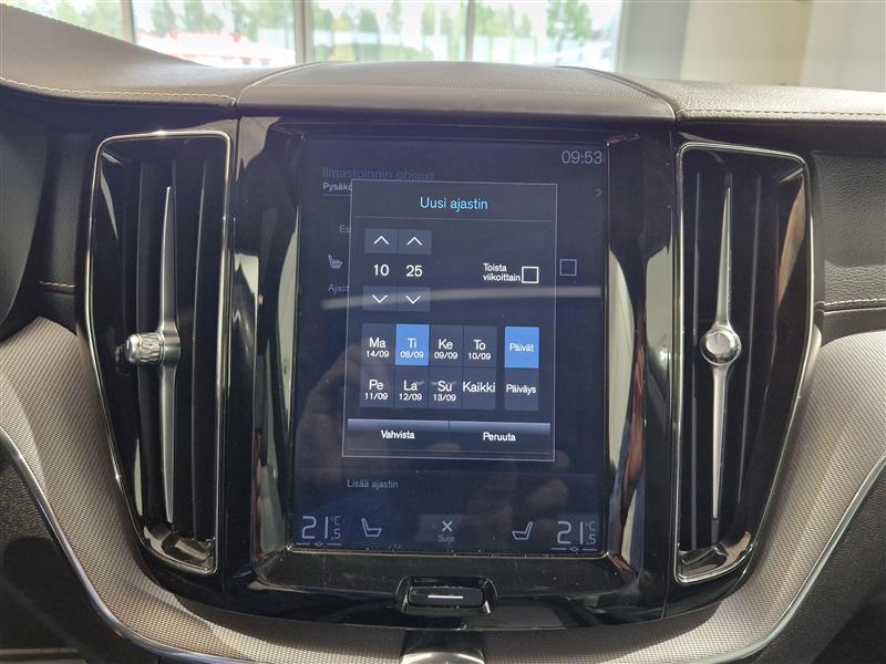 Volvo XC60 T8 TWE AWD R-DESIGN TAKUU 12KK/20TKM