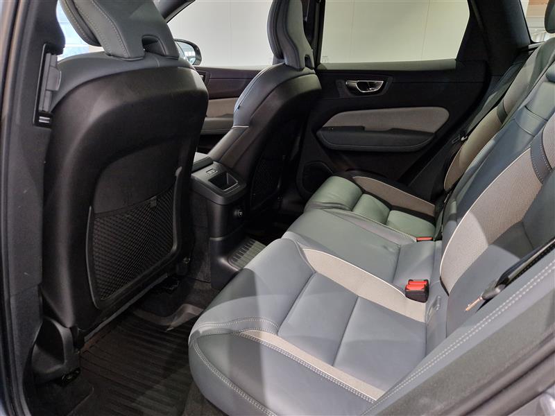 Volvo XC60 T8 TWE AWD R-DESIGN TAKUU 12KK/20TKM