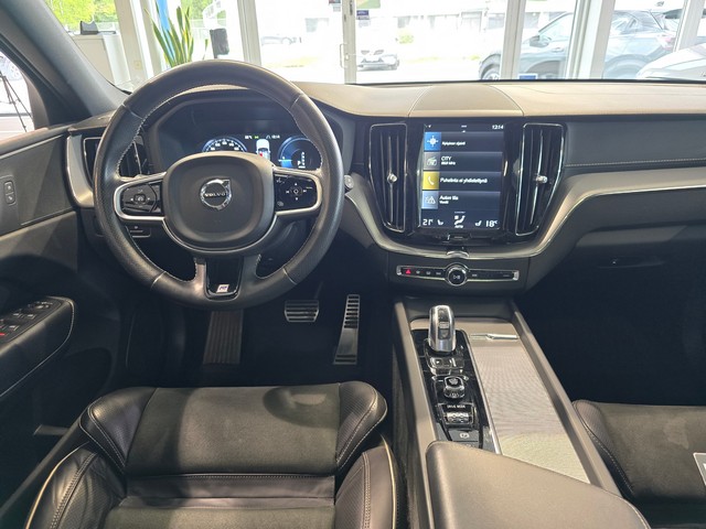Volvo XC60 T8 AWD R-DESIGN AUT. TAKUU 12KK/20TKM
