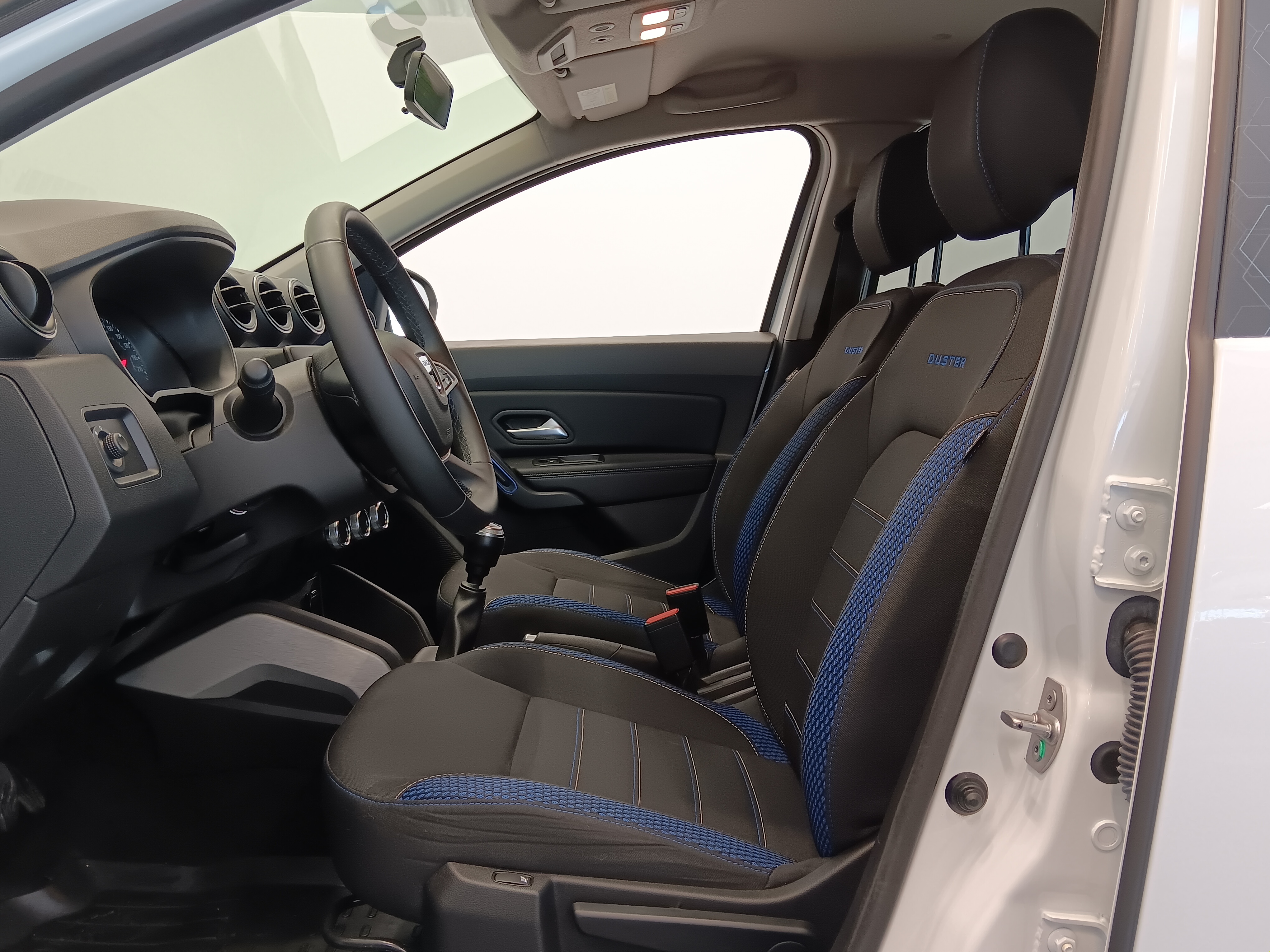 Dacia DUSTER 10 TCE 150 4X4 TAKUU 12KK/20TKM