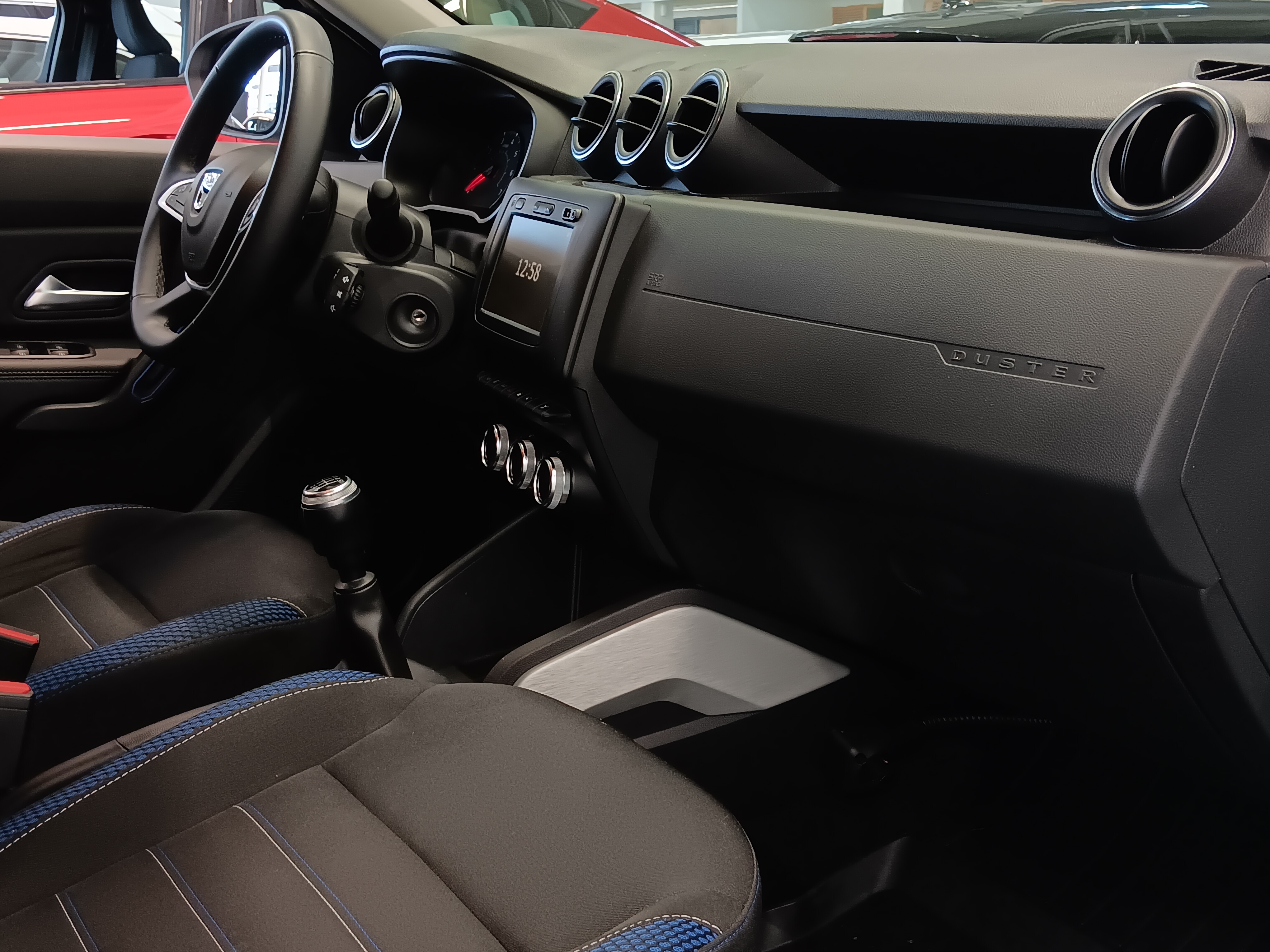 Dacia DUSTER 10 TCE 150 4X4 TAKUU 12KK/20TKM