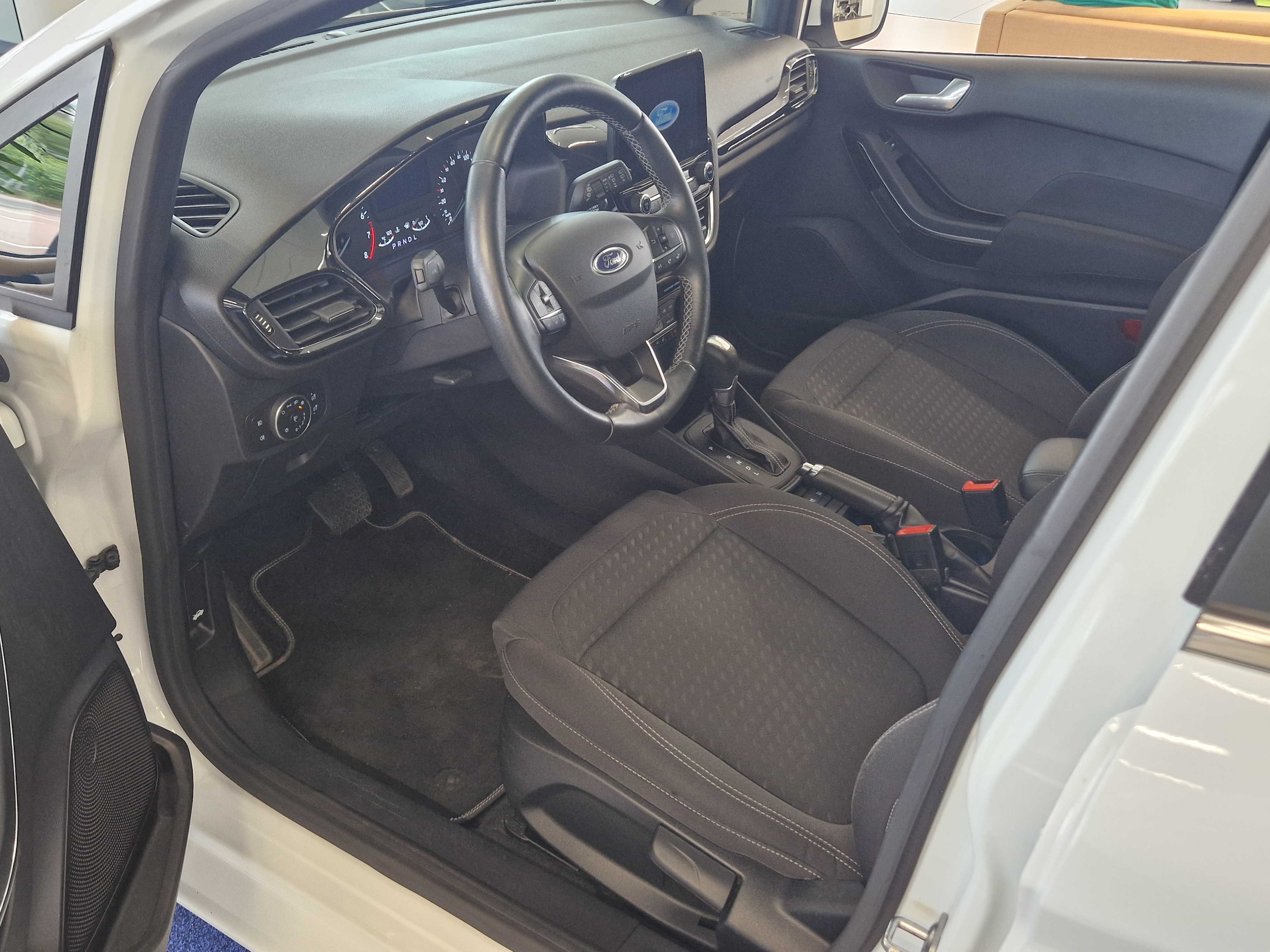Ford FIESTA 1,0 ECOBOOST 125HV A7 TITANIUM TAKUU 12KK/20TKM