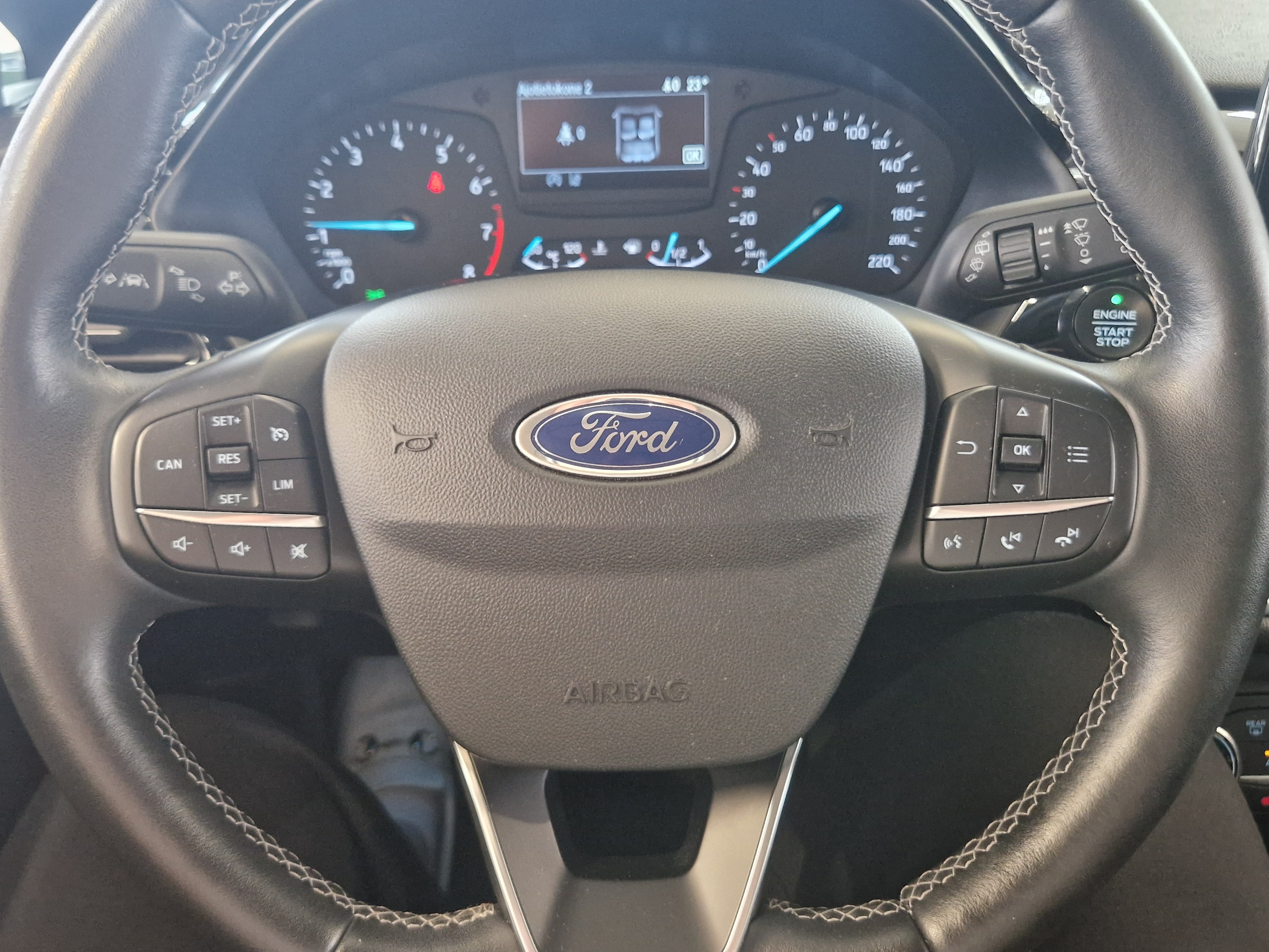 Ford FIESTA 1,0 ECOBOOST 125HV A7 TITANIUM TAKUU 12KK/20TKM