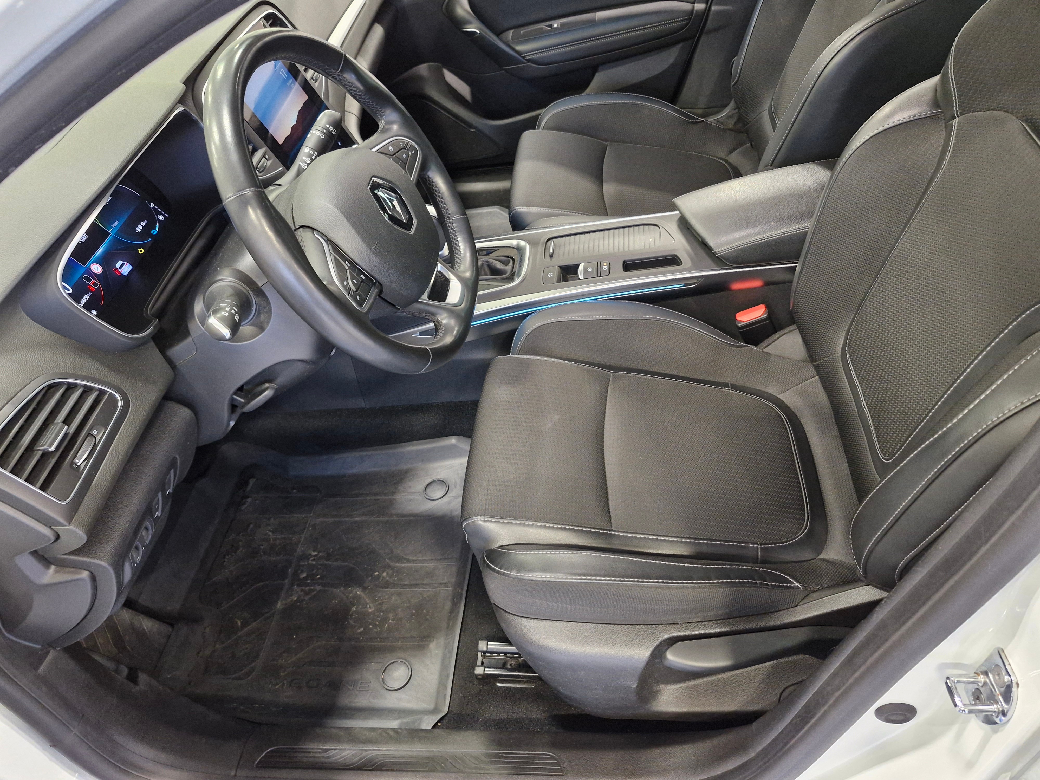 Renault MEGANE SPORT TOURER E-TECH PLUG-IN HYBRID INTENS