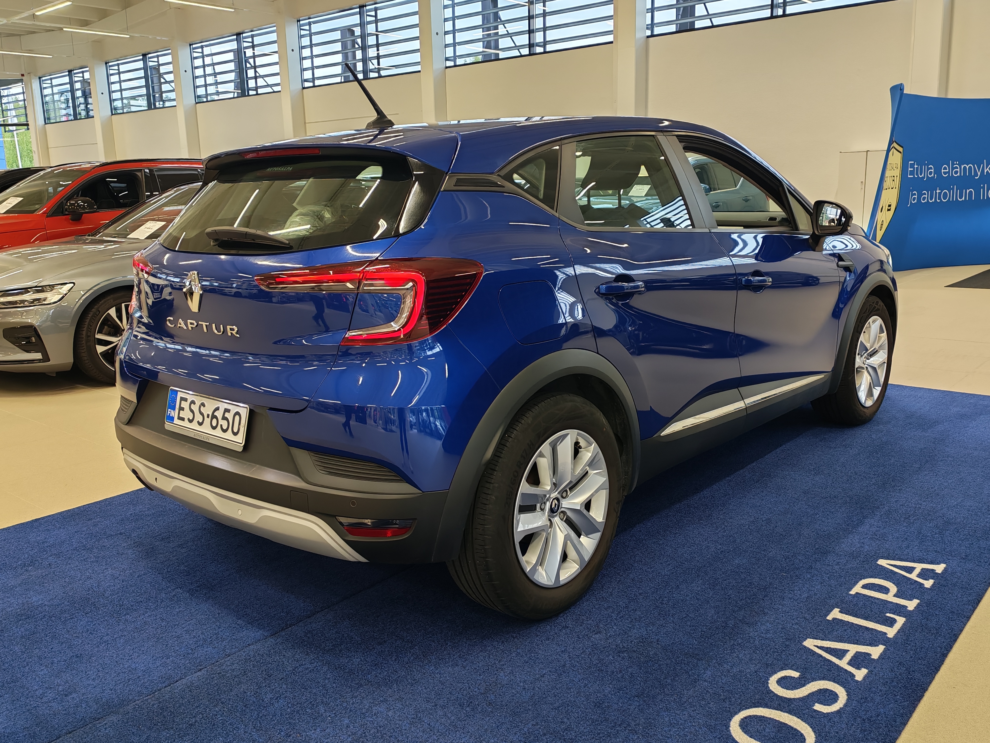 Renault Captur TCe 90 Zen 2021, photo 3/18