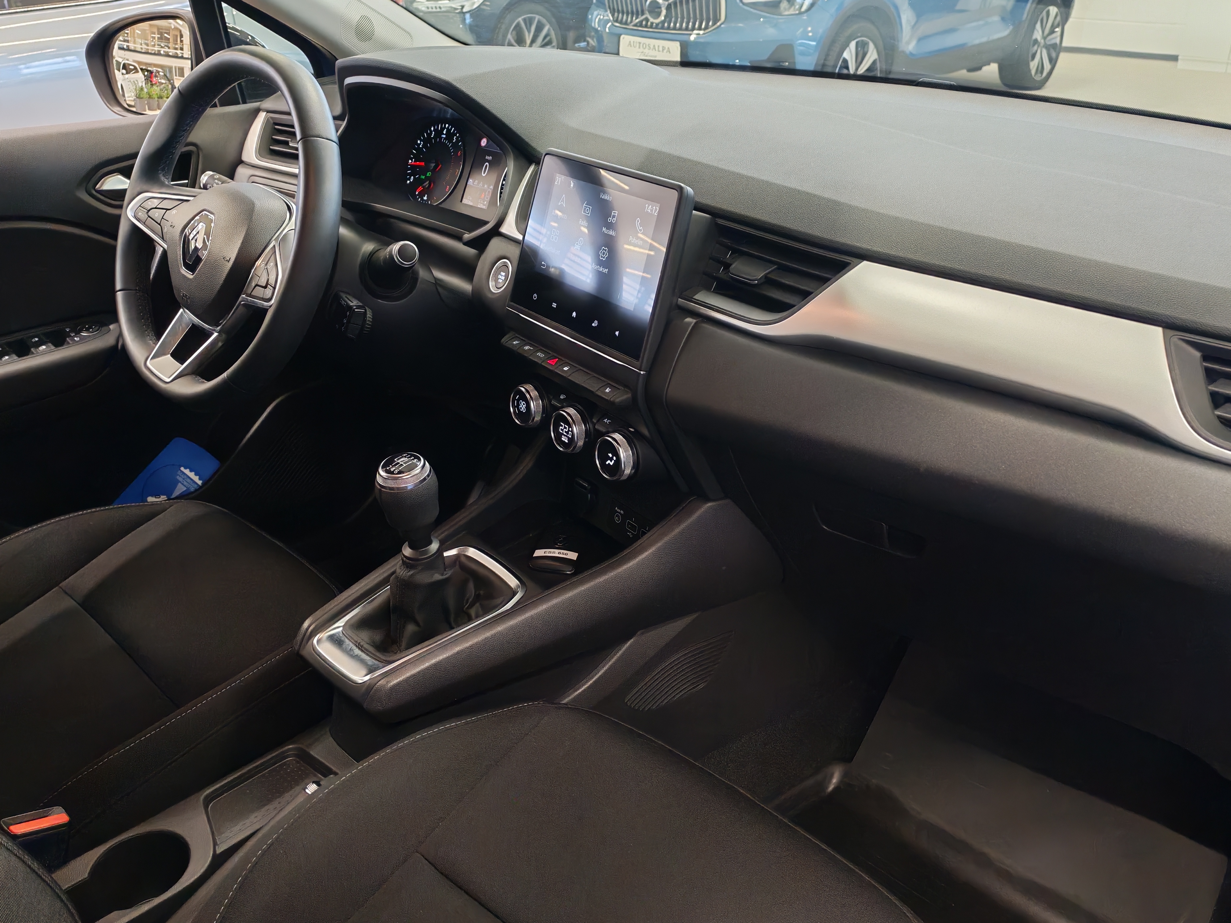 Renault CAPTUR TCE 90 ZEN TAKUU 12KK/20TKM