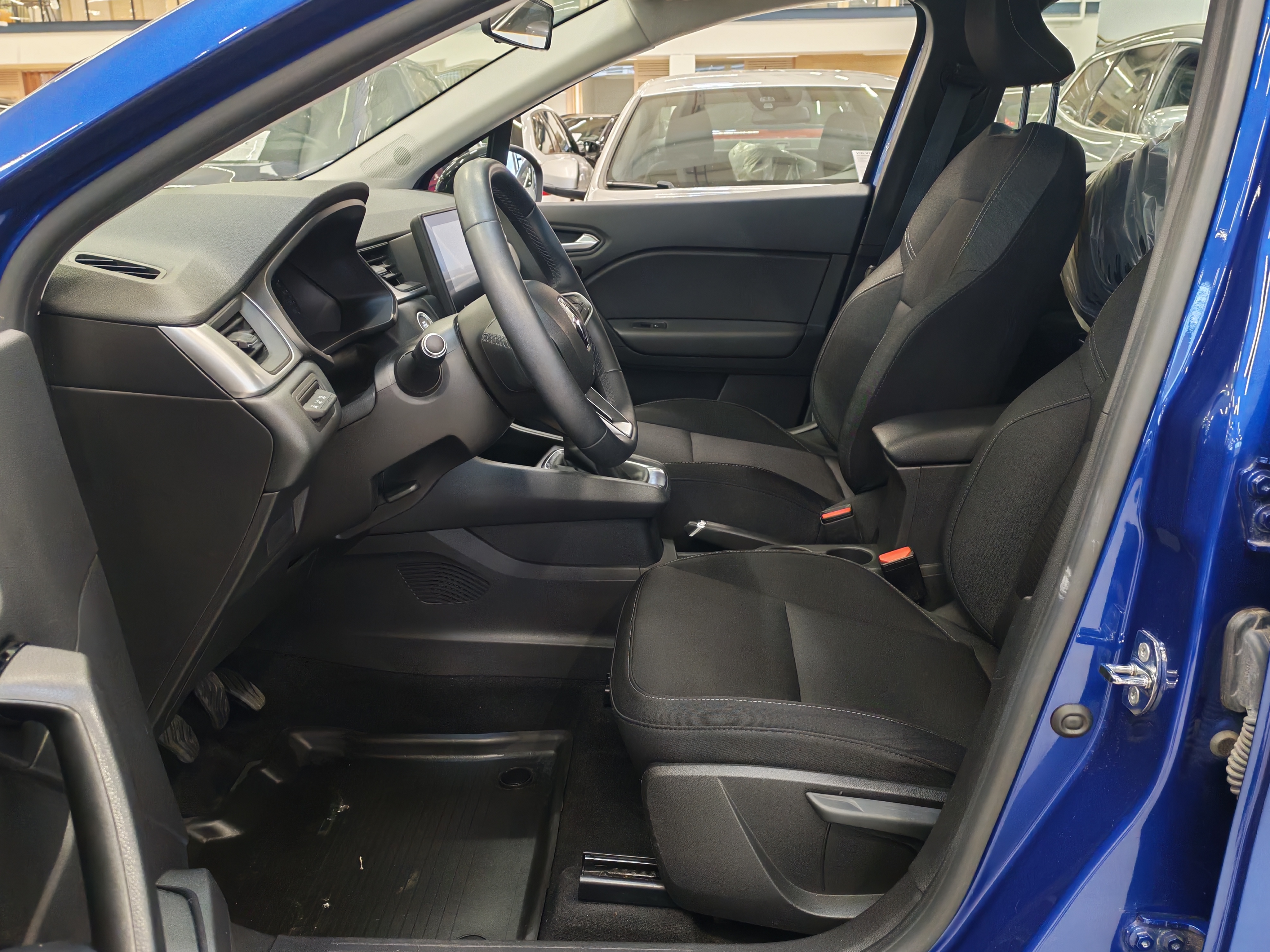 Renault CAPTUR TCE 90 ZEN TAKUU 12KK/20TKM