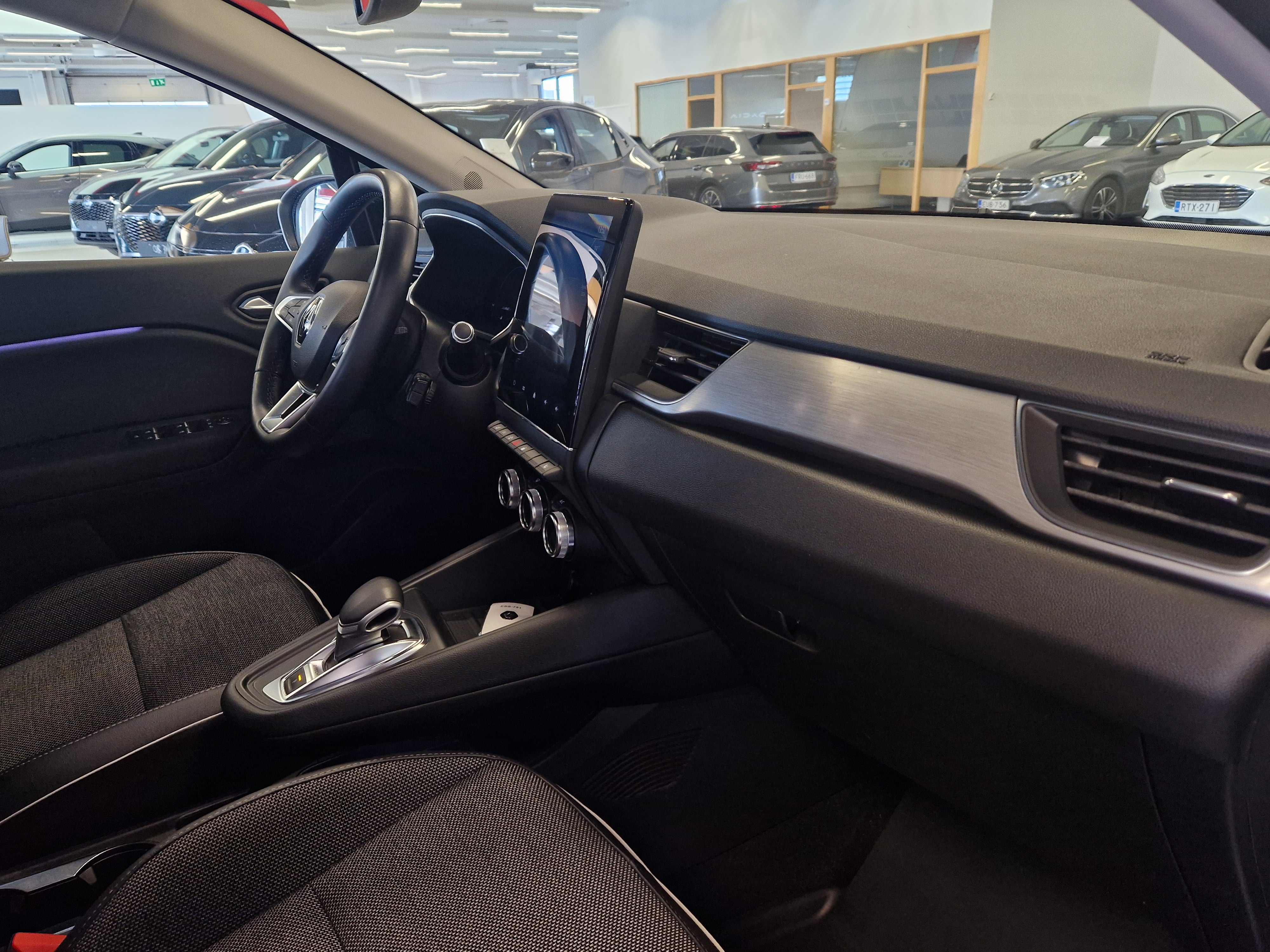 Renault CAPTUR E-TECH PLUG-IN HYBRID INTENS TAKUU 12KK/20TKM