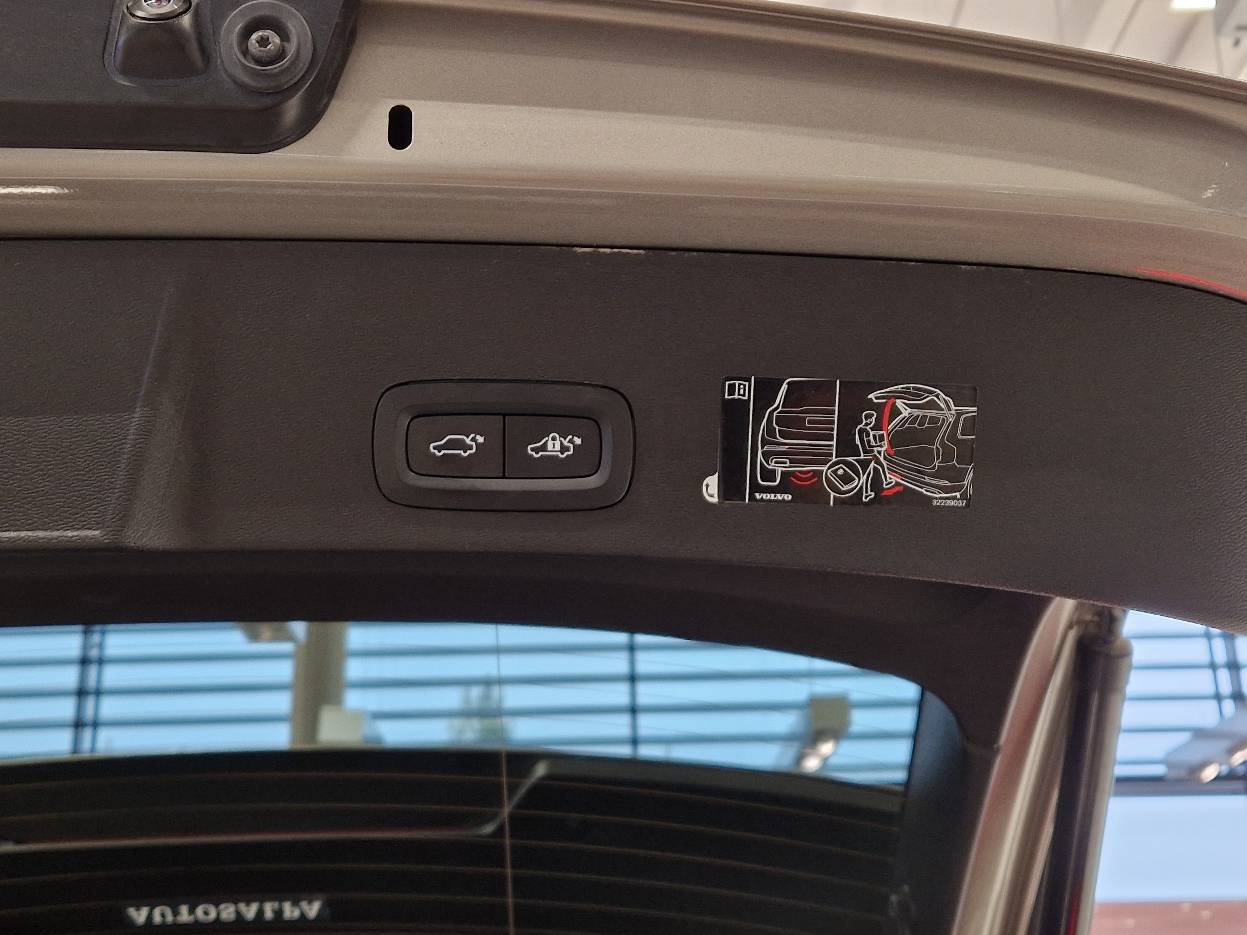 Volvo XC40 T5 TWE BUSINESS INSCRIPTION TAKUU 24KK/40TKM.
