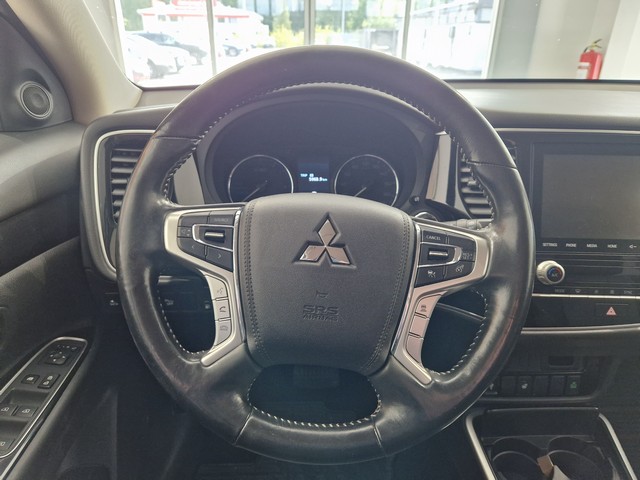 Mitsubishi OUTLANDER PHEV INTENSE 4WD 5P
