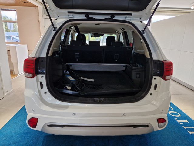 Mitsubishi OUTLANDER PHEV INTENSE 4WD 5P