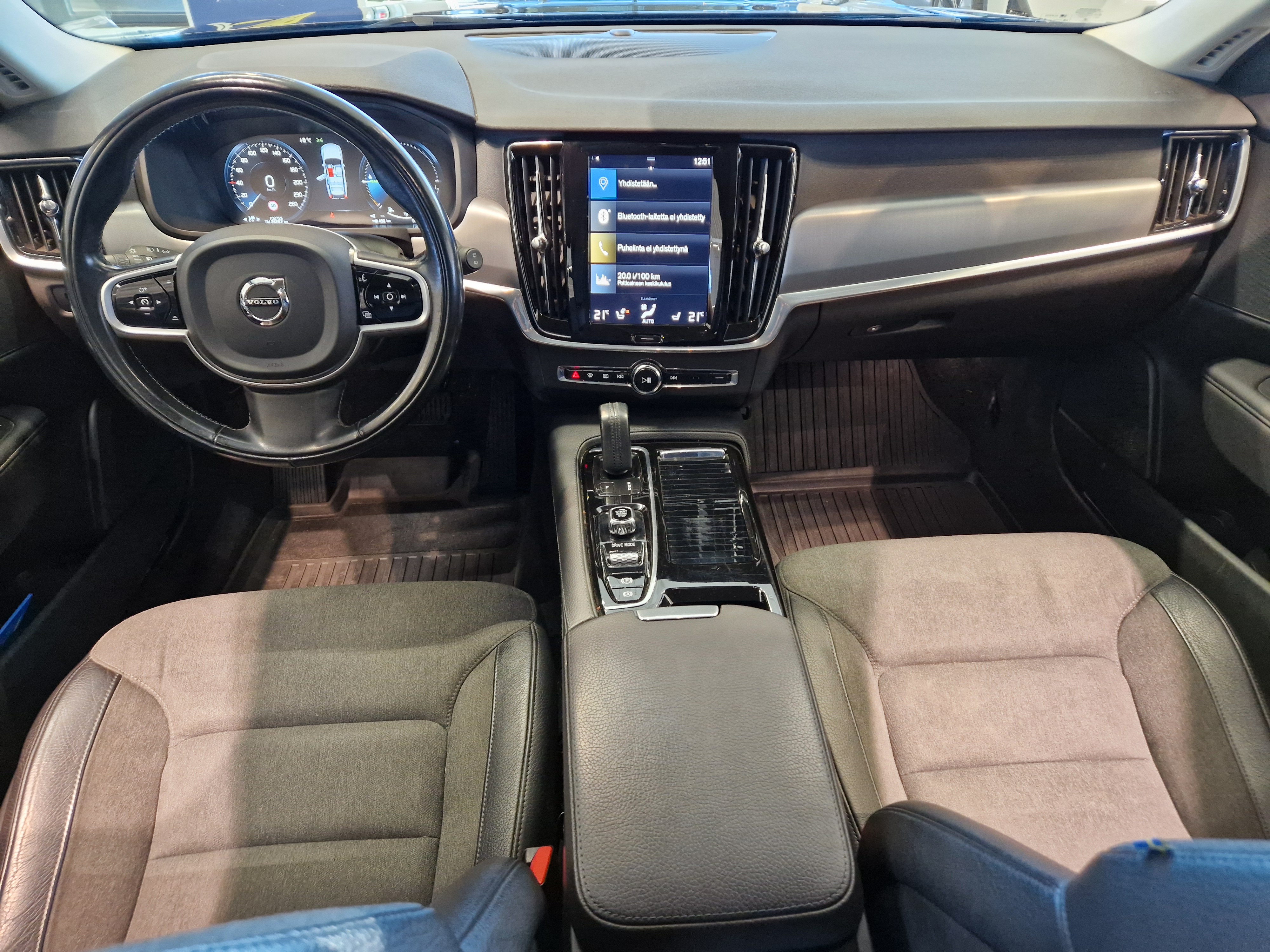 Volvo V90 T8 TWE AWD MOMENTUM TAKUU 24KK/40TKM