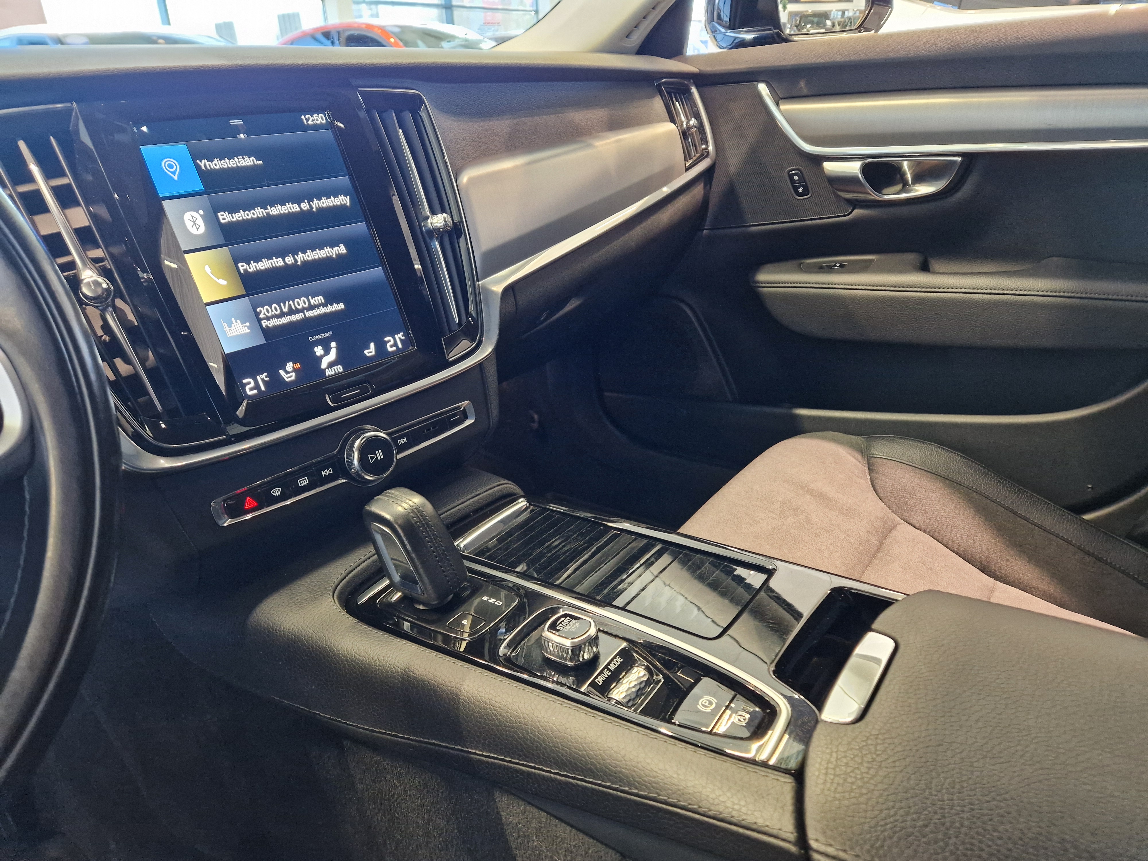 Volvo V90 T8 TWE AWD MOMENTUM TAKUU 24KK/40TKM