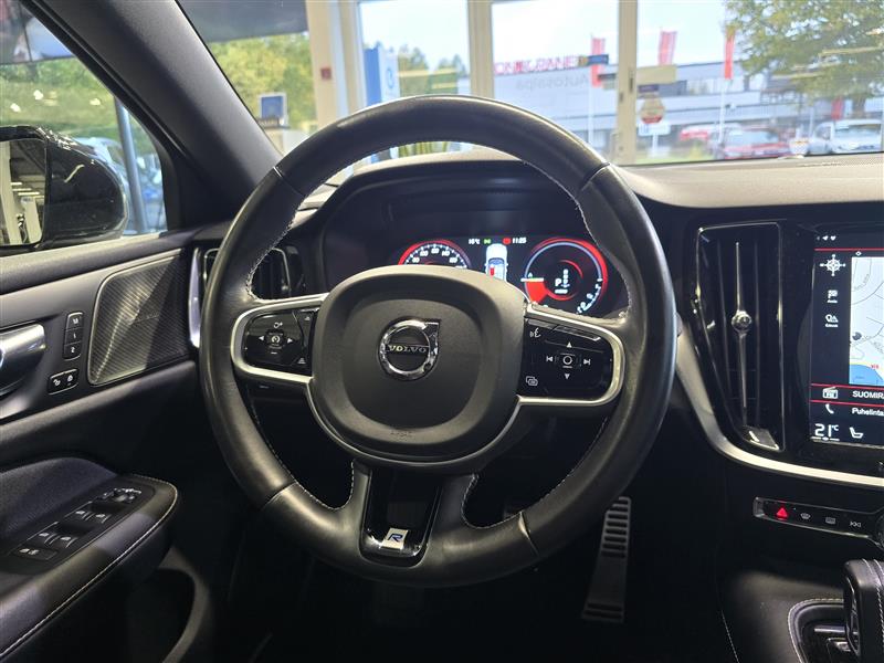 Volvo V60 T8 TWE AWD R-DESIGN AUT