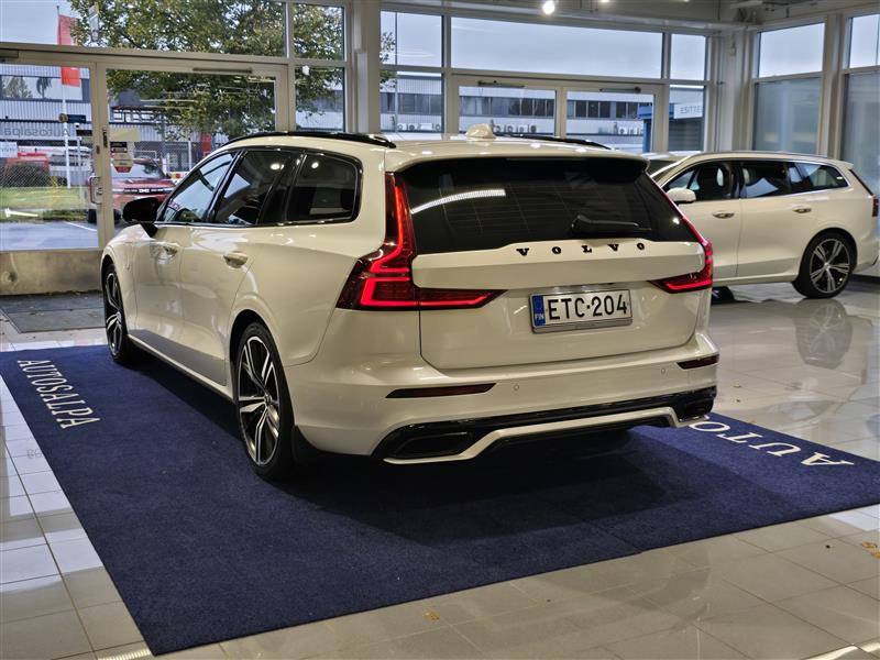 Volvo V60 T8 TWE AWD R-DESIGN AUT