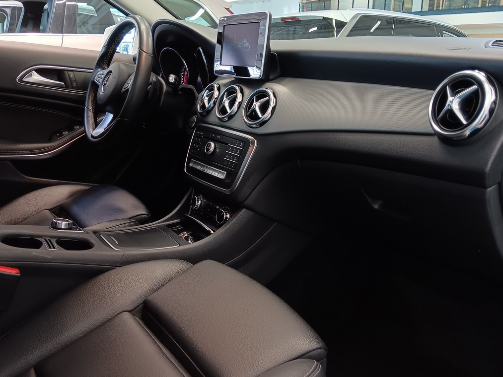 Mercedes-benz GLA 180 A