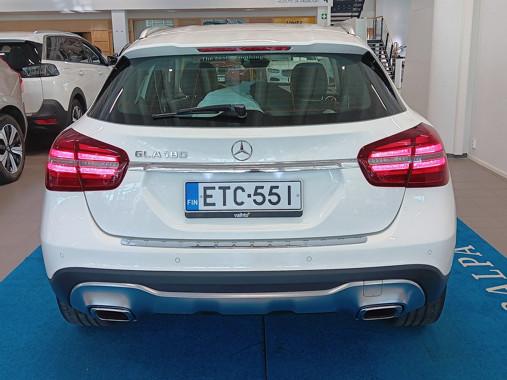 Mercedes-benz GLA 180 A