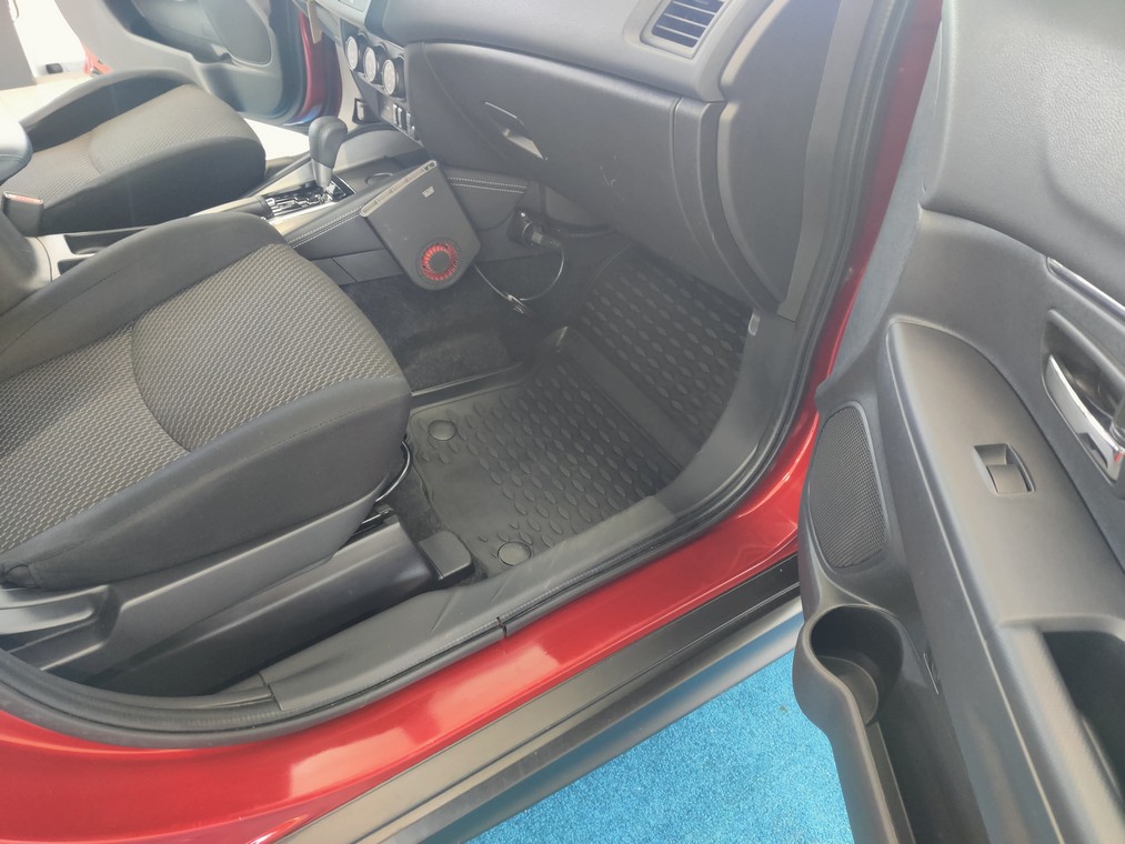 Mitsubishi ASX 2,0 MIVEC INVITE CVT 2WD