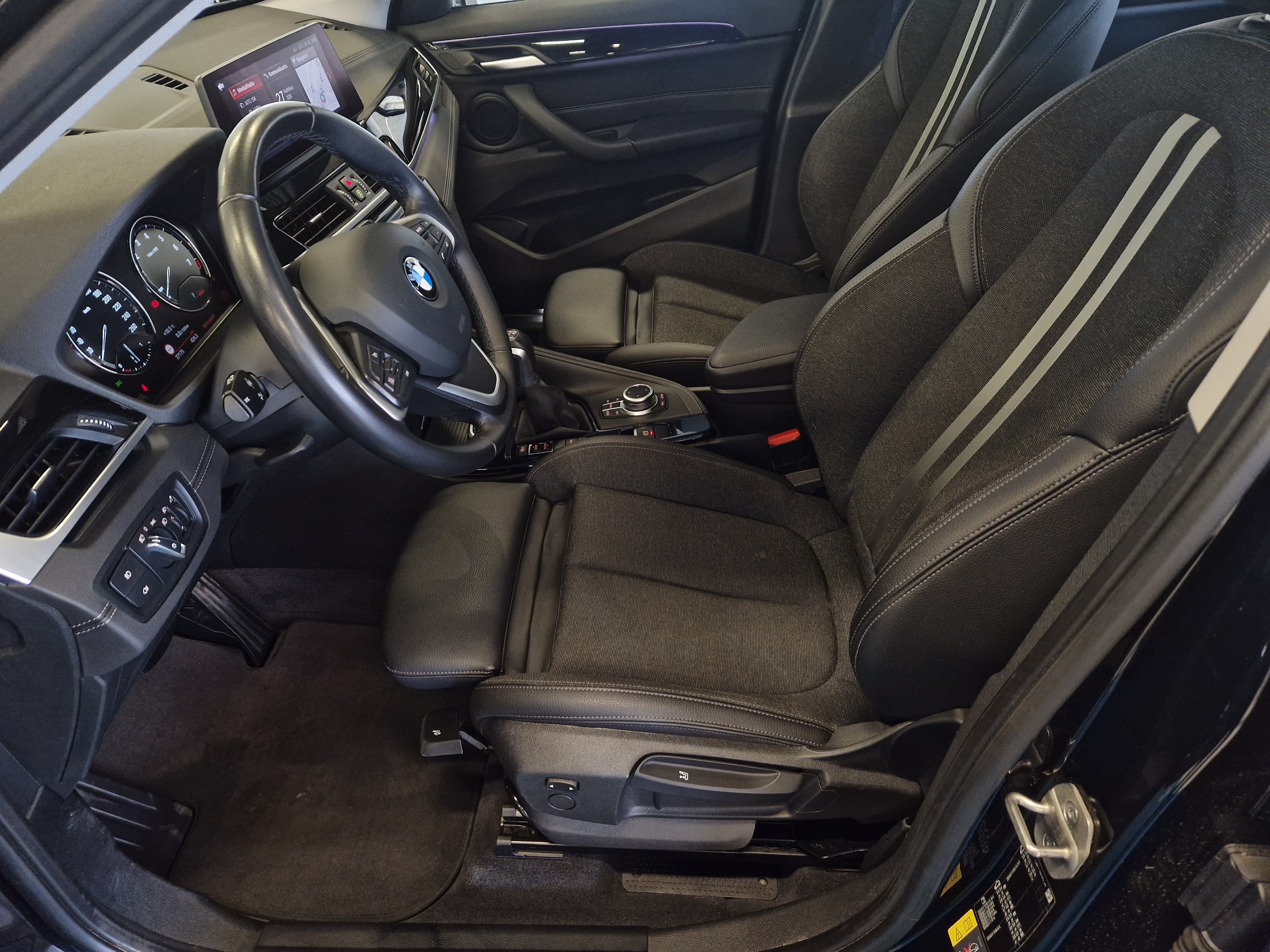 BMW X1 2021, kuva 6/15