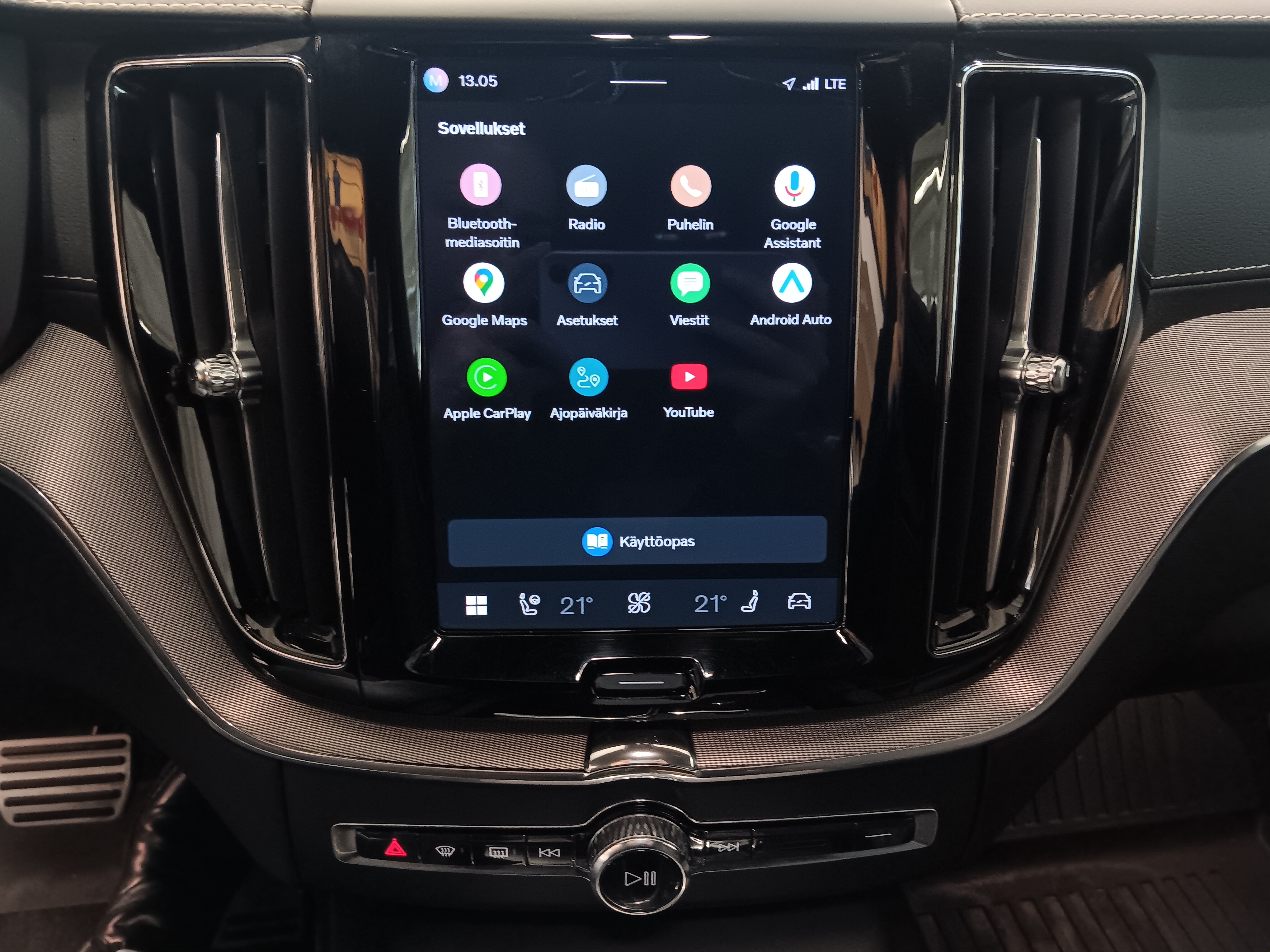 Volvo XC60 B4 AWD D-MHEV BUSINESS R-DESIGN EDITION AUT