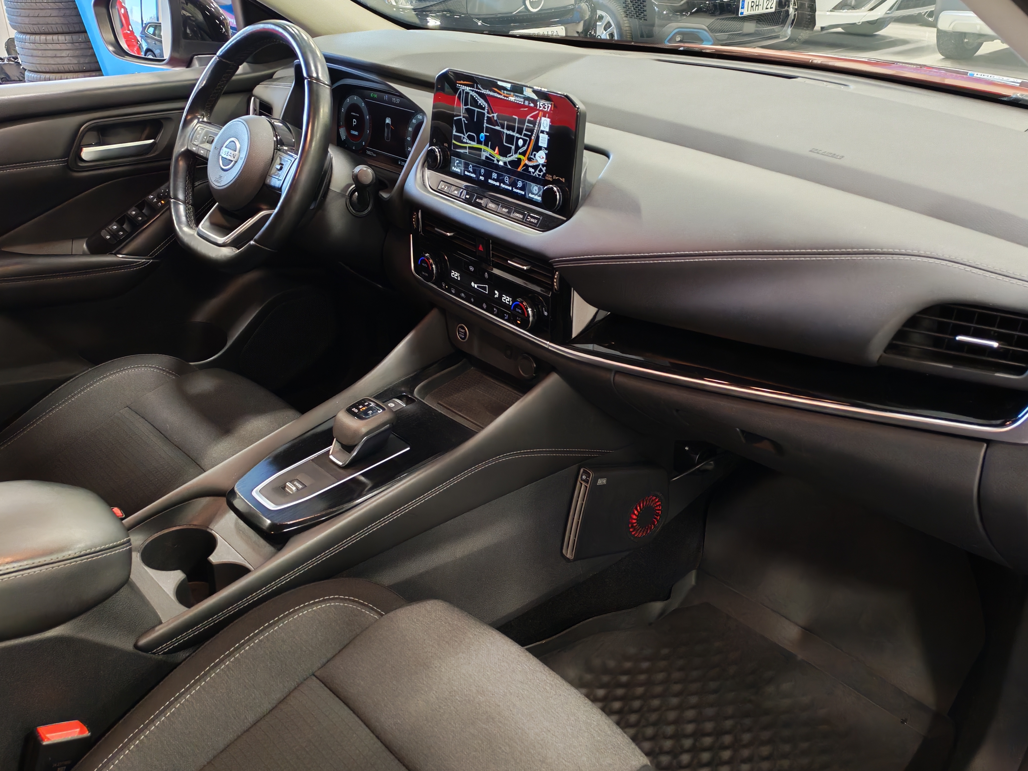 Nissan QASHQAI MHEV 158 XTRONIC 2WD N-CONNECTA  2-TONE