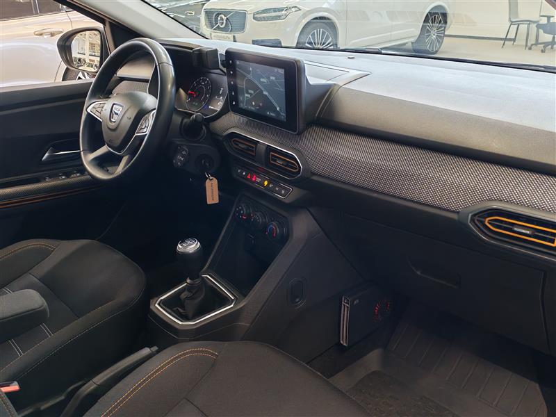Dacia SANDERO STEPWAY TCE 90 COMFORT TAKUU 12KK/20TKM