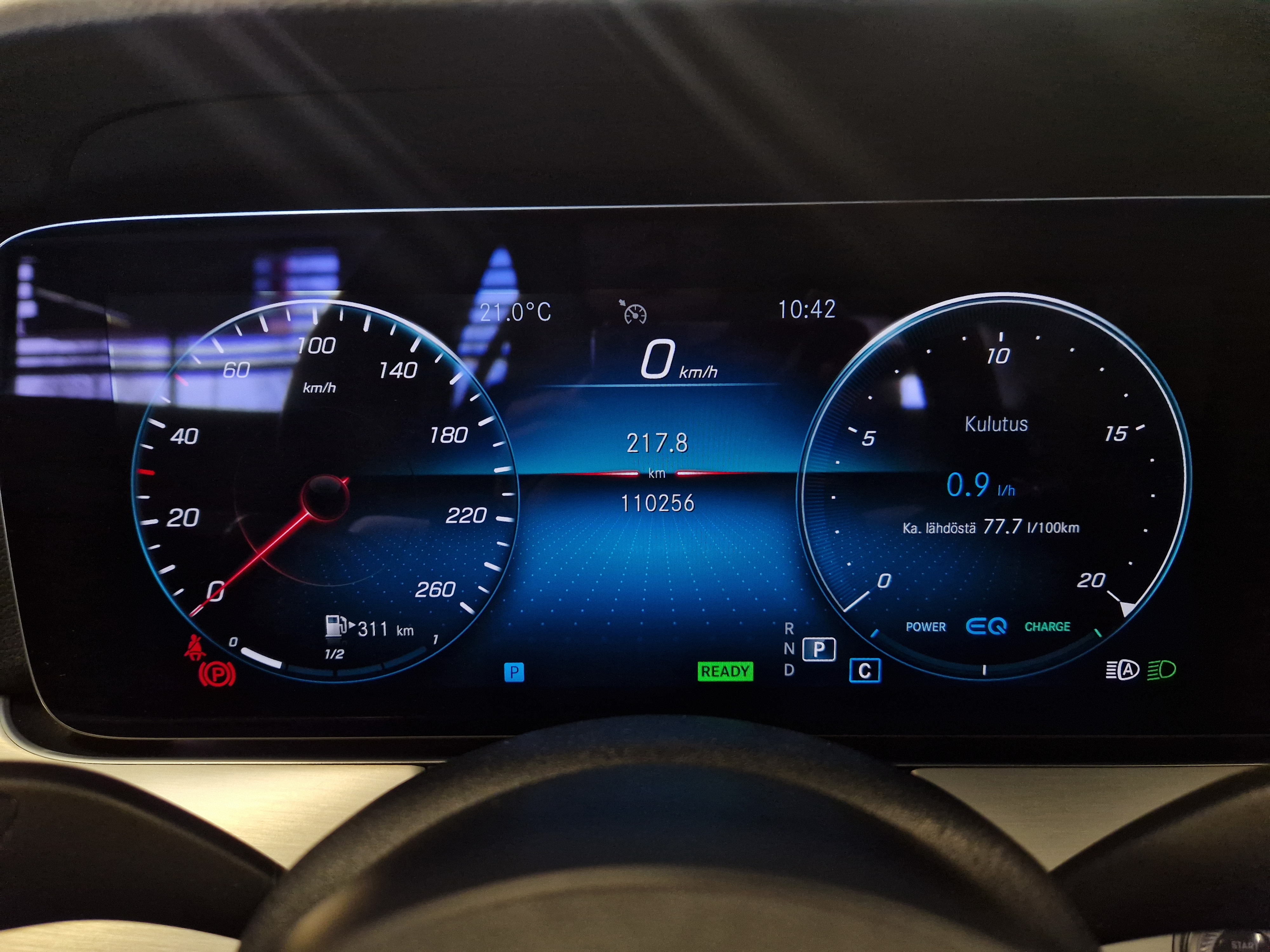 Mercedes-benz E 220 D EDITION 4MATIC A TAKUU 24KK/40TKM AVANTGARDE