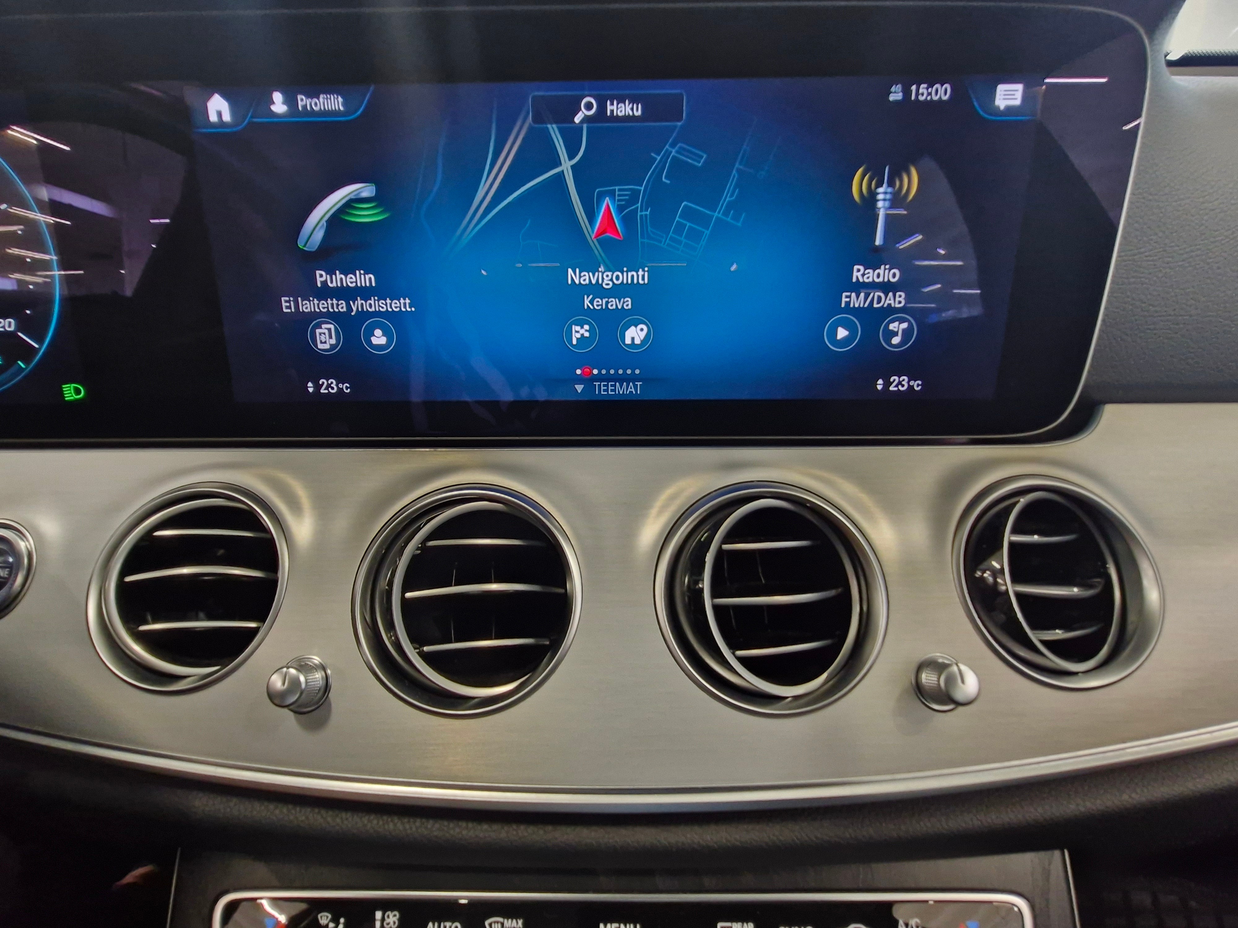 Mercedes-benz E 220 D EDITION 4MATIC A TAKUU 24KK/40TKM AVANTGARDE