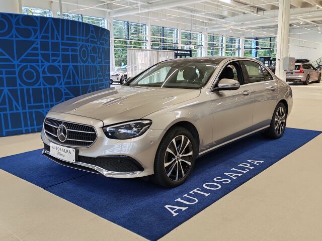 mercedes-benz E 300 E 4MATIC A STAR EDITION TAKUU 24KK/40TKM