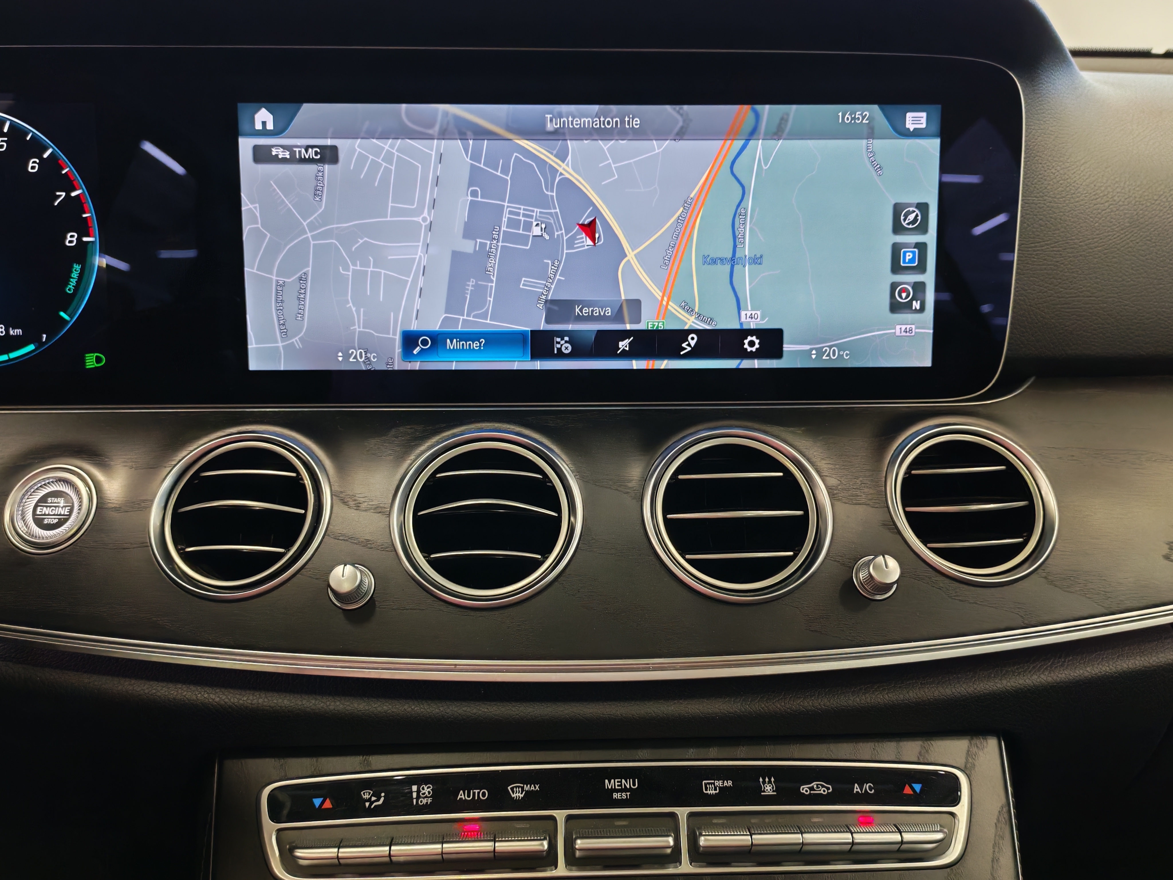 Mercedes-benz E 300 E 4MATIC A STAR EDITION TAKUU 24KK/40TKM