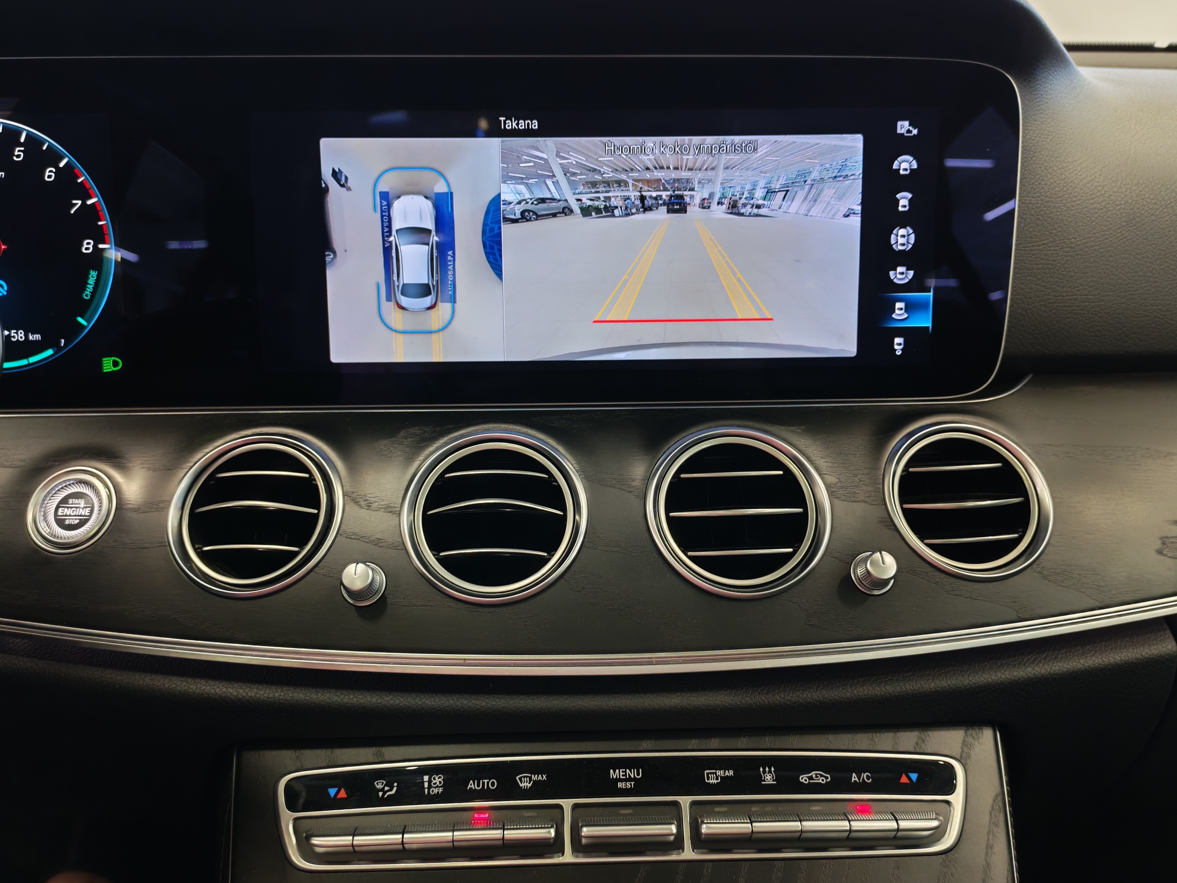 Mercedes-benz E 300 E 4MATIC A STAR EDITION TAKUU 24KK/40TKM