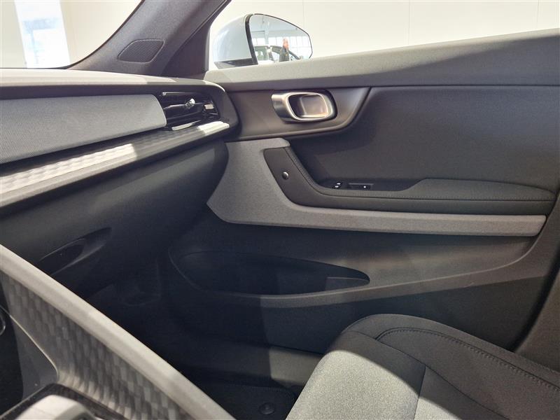 Polestar 2 STANDARD RANGE SINGLE MOTOR 170KW.TAKUU 24KK/40TKM