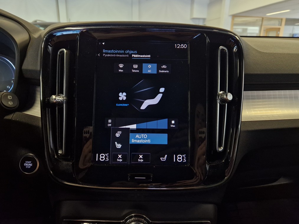 Volvo XC40 T4 TWE PLUS DARK