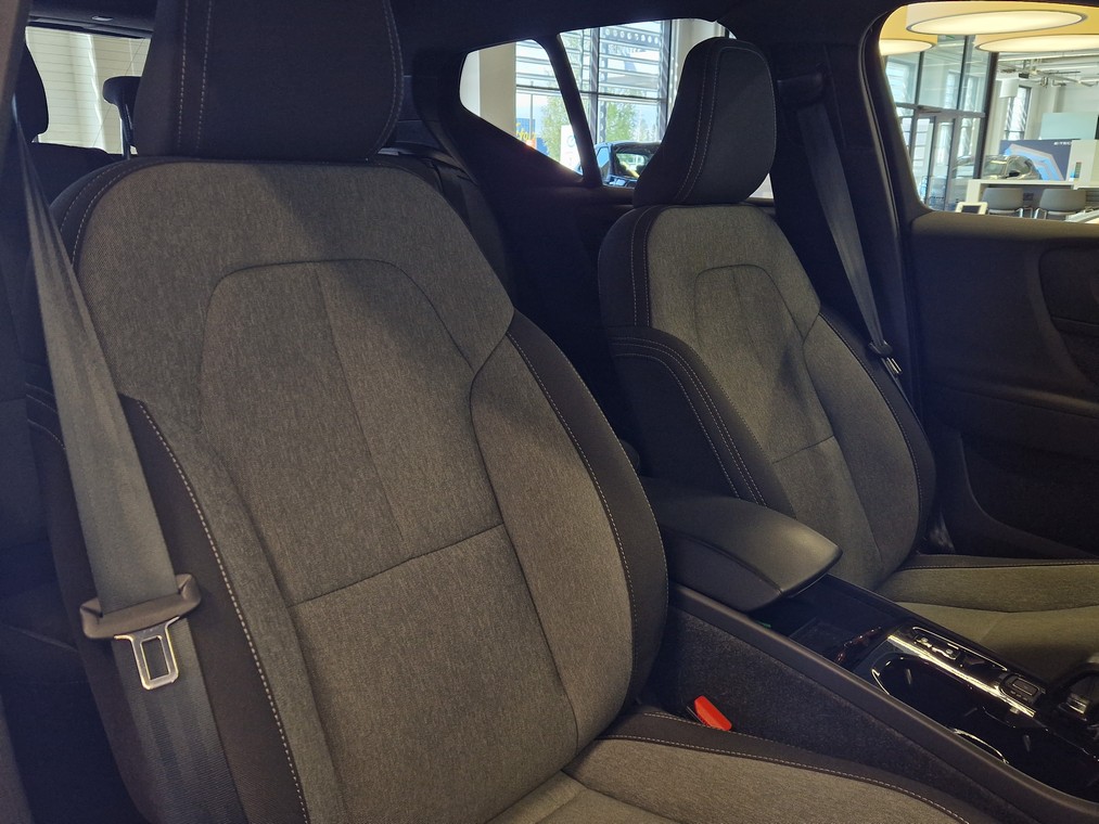 Volvo XC40 T4 TWE PLUS DARK