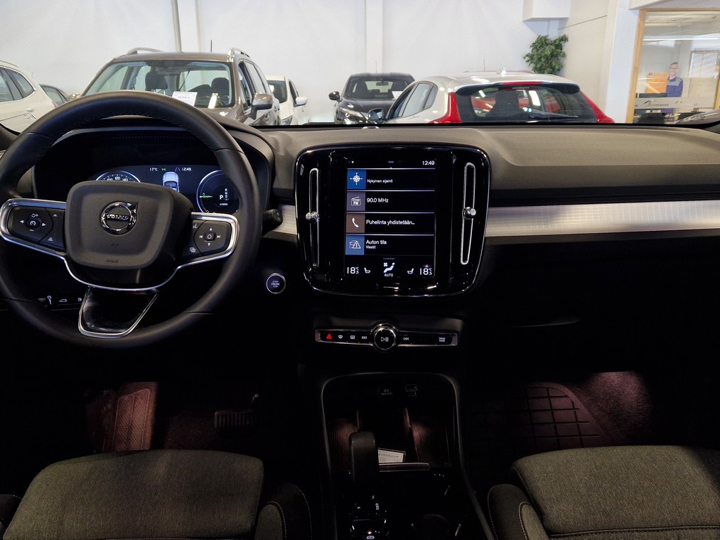 Volvo XC40 T4 TWE PLUS DARK