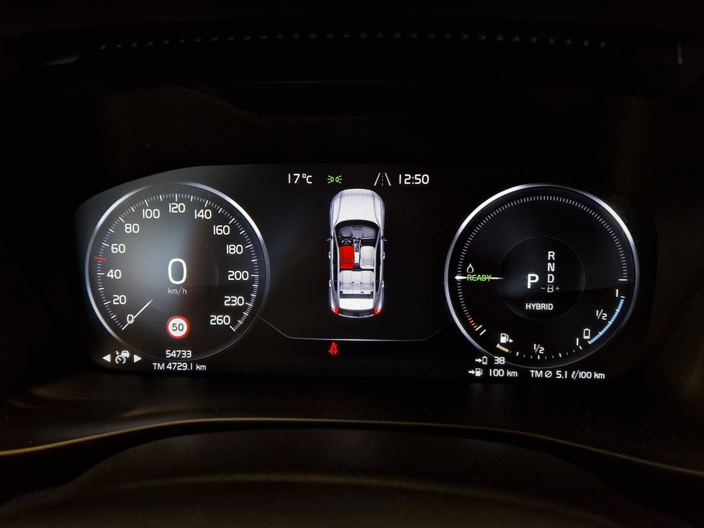 Volvo XC40 T4 TWE PLUS DARK