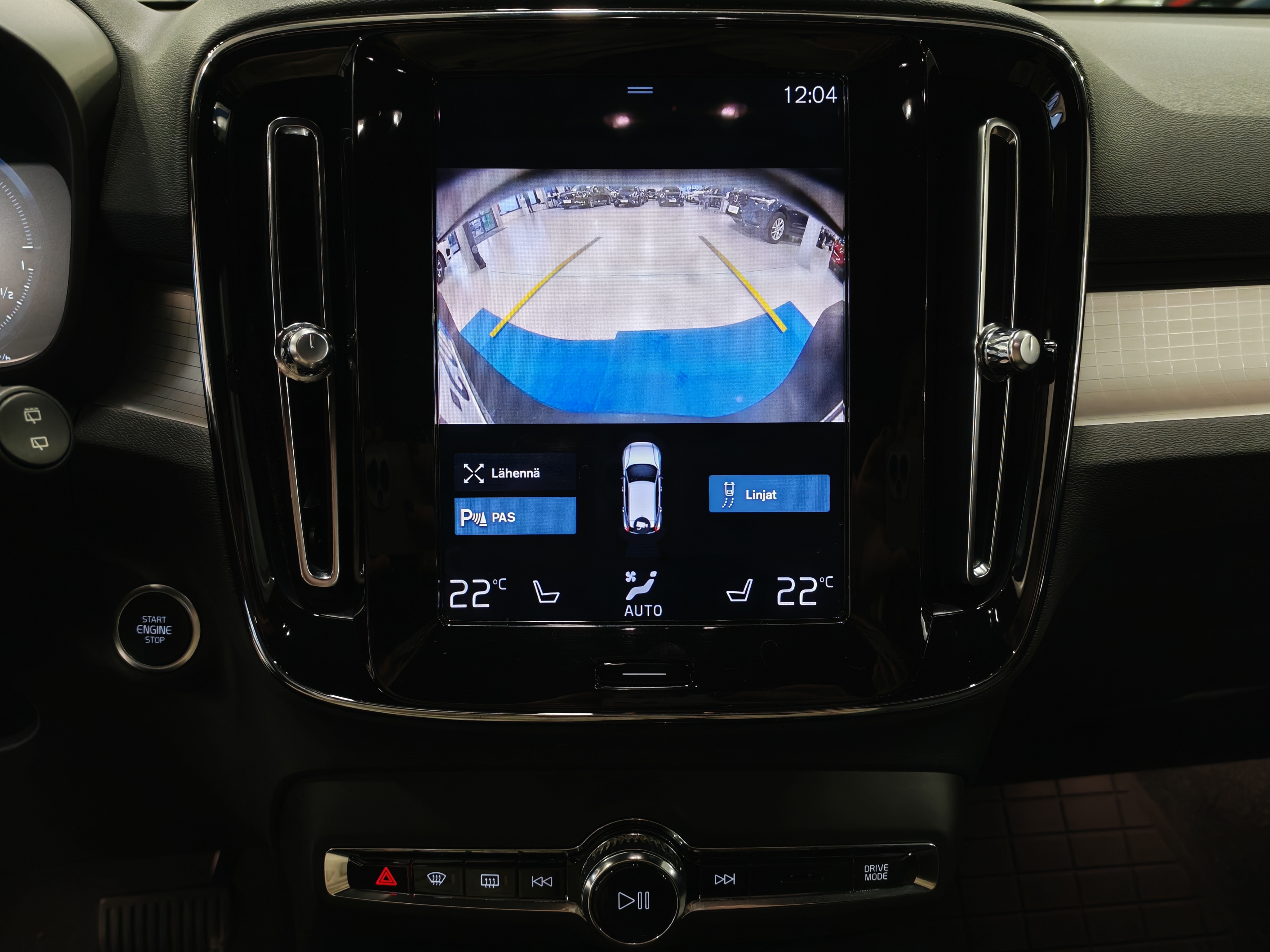 Volvo XC40 T4 TWE PLUS DARK AUT TAKUU 24KK/40TKM