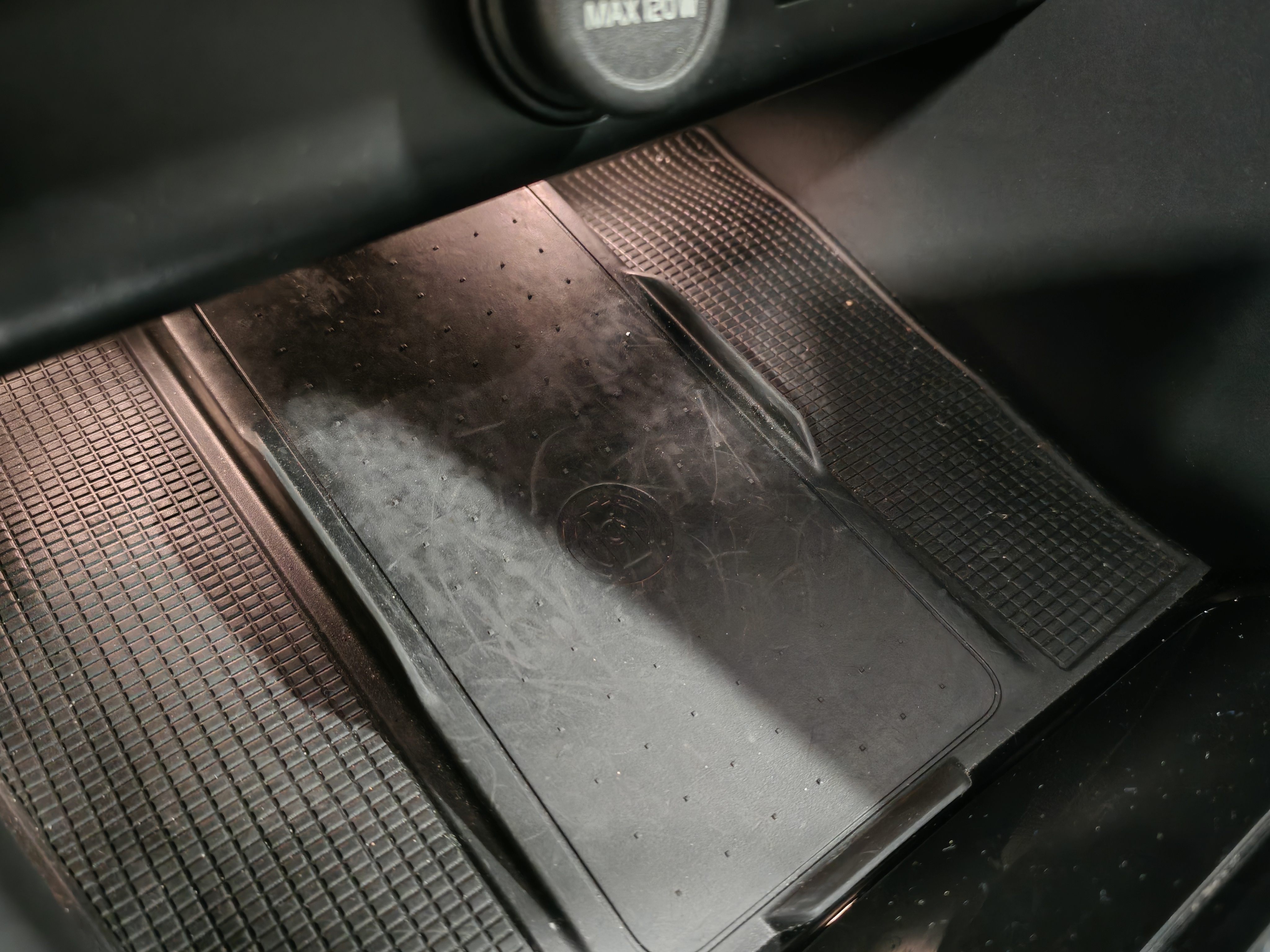 Volvo XC40 T4 TWE PLUS DARK AUT TAKUU 24KK/40TKM