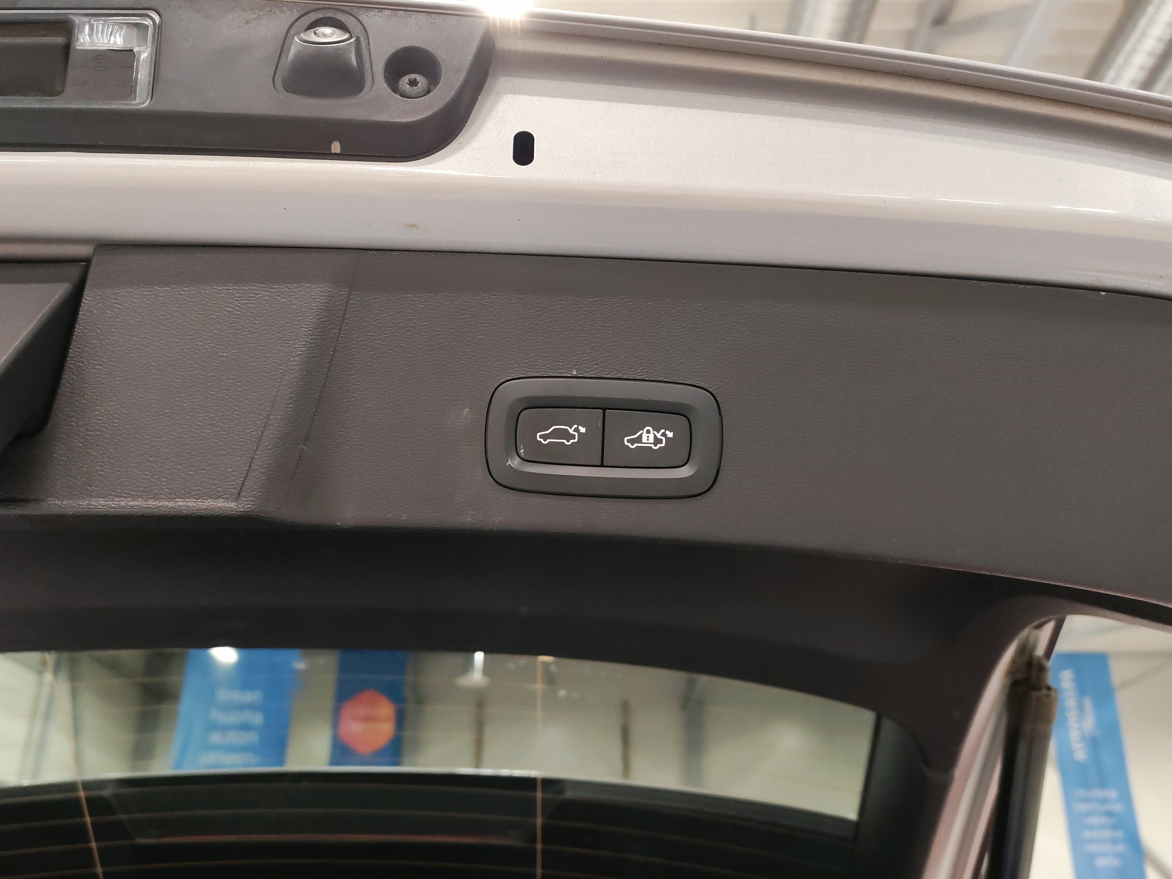 Volvo XC40 T4 TWE PLUS DARK AUT TAKUU 24KK/40TKM