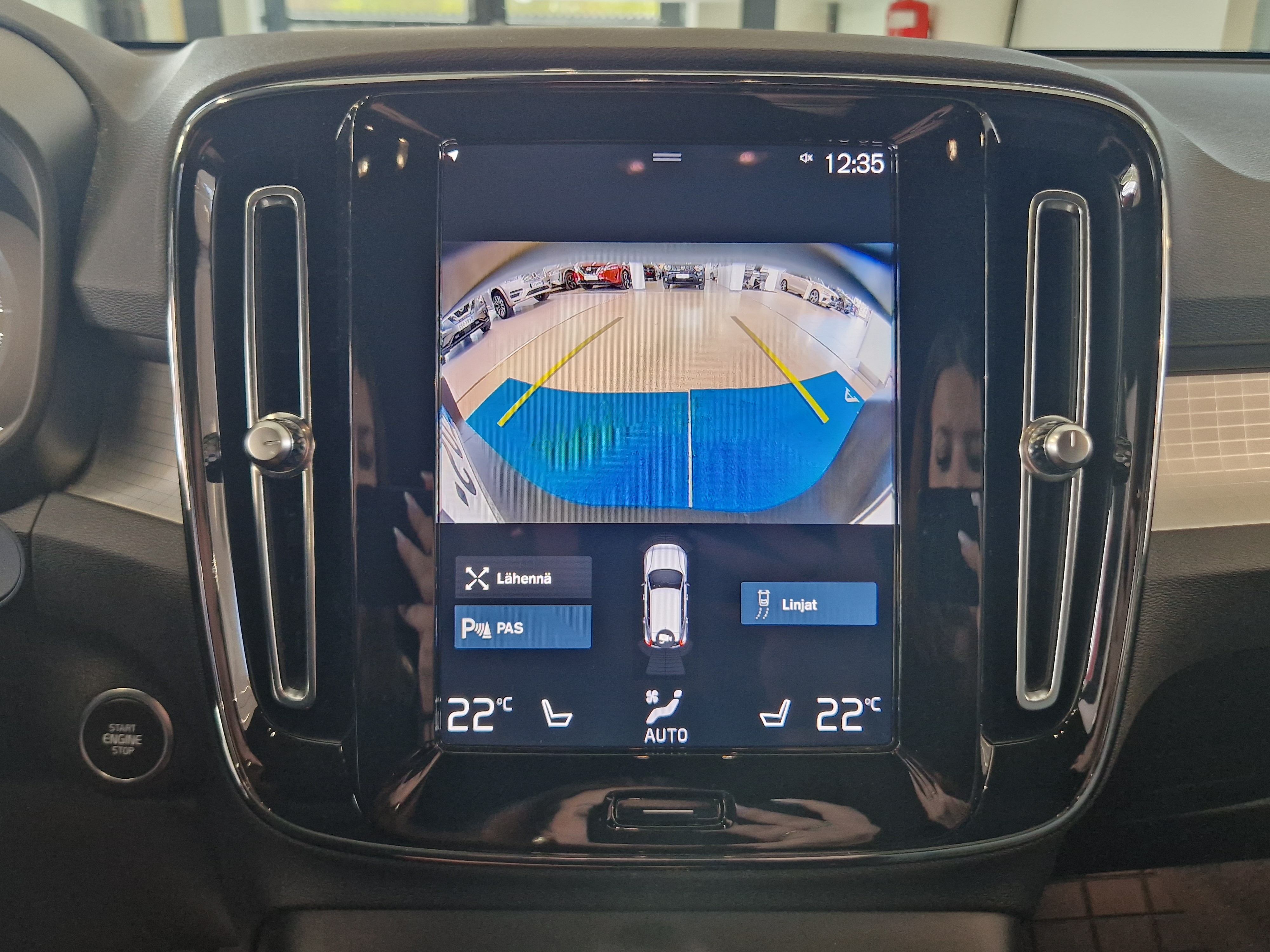 Volvo XC40 T4 TWE PLUS DARK TAKUU 24KK/40TKM