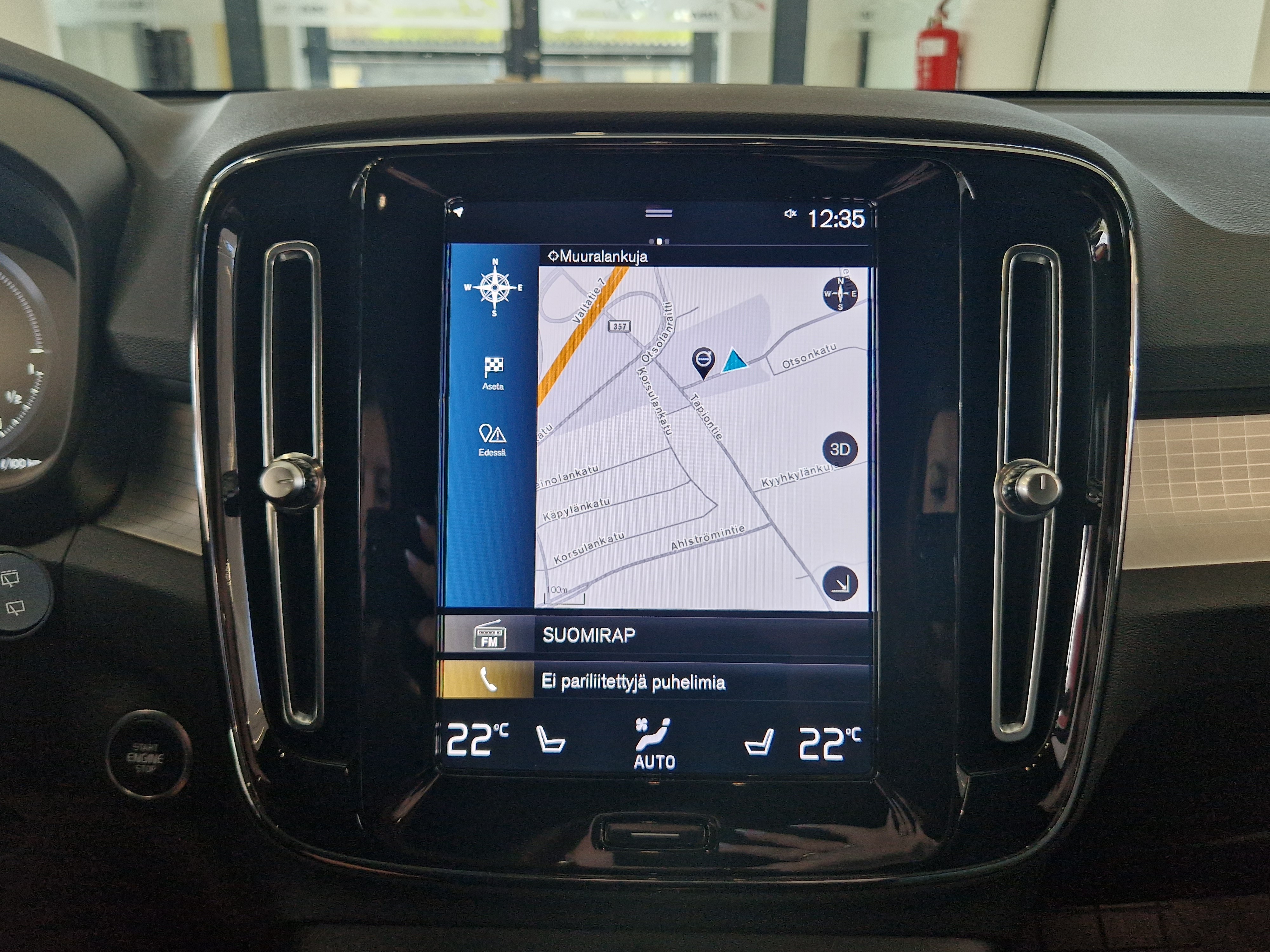 Volvo XC40 T4 TWE PLUS DARK TAKUU 24KK/40TKM