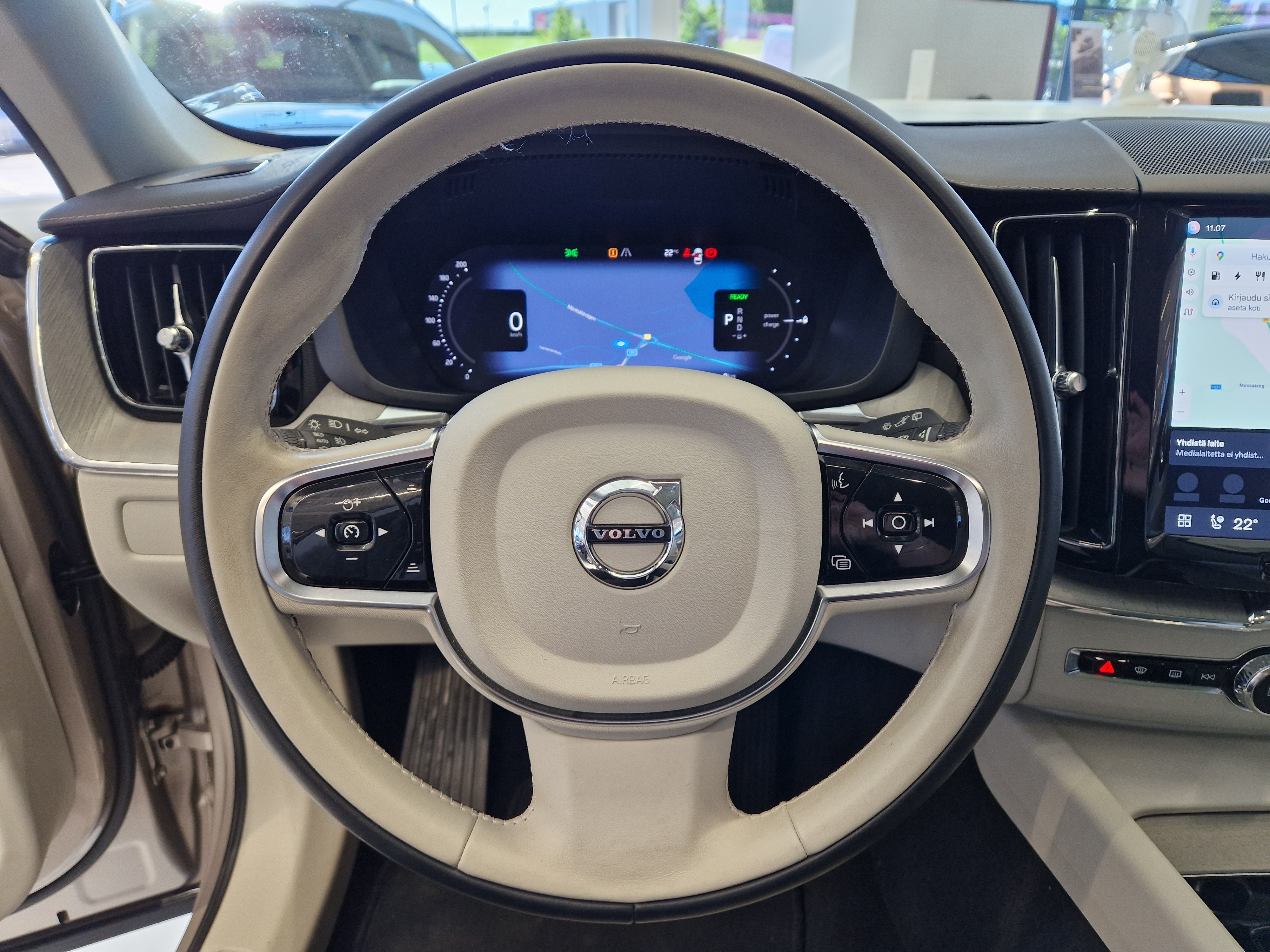Volvo XC60 T8 AWD LONG RANGE ULTIMATE BRIGHT TAKUU 24KK/40TKM