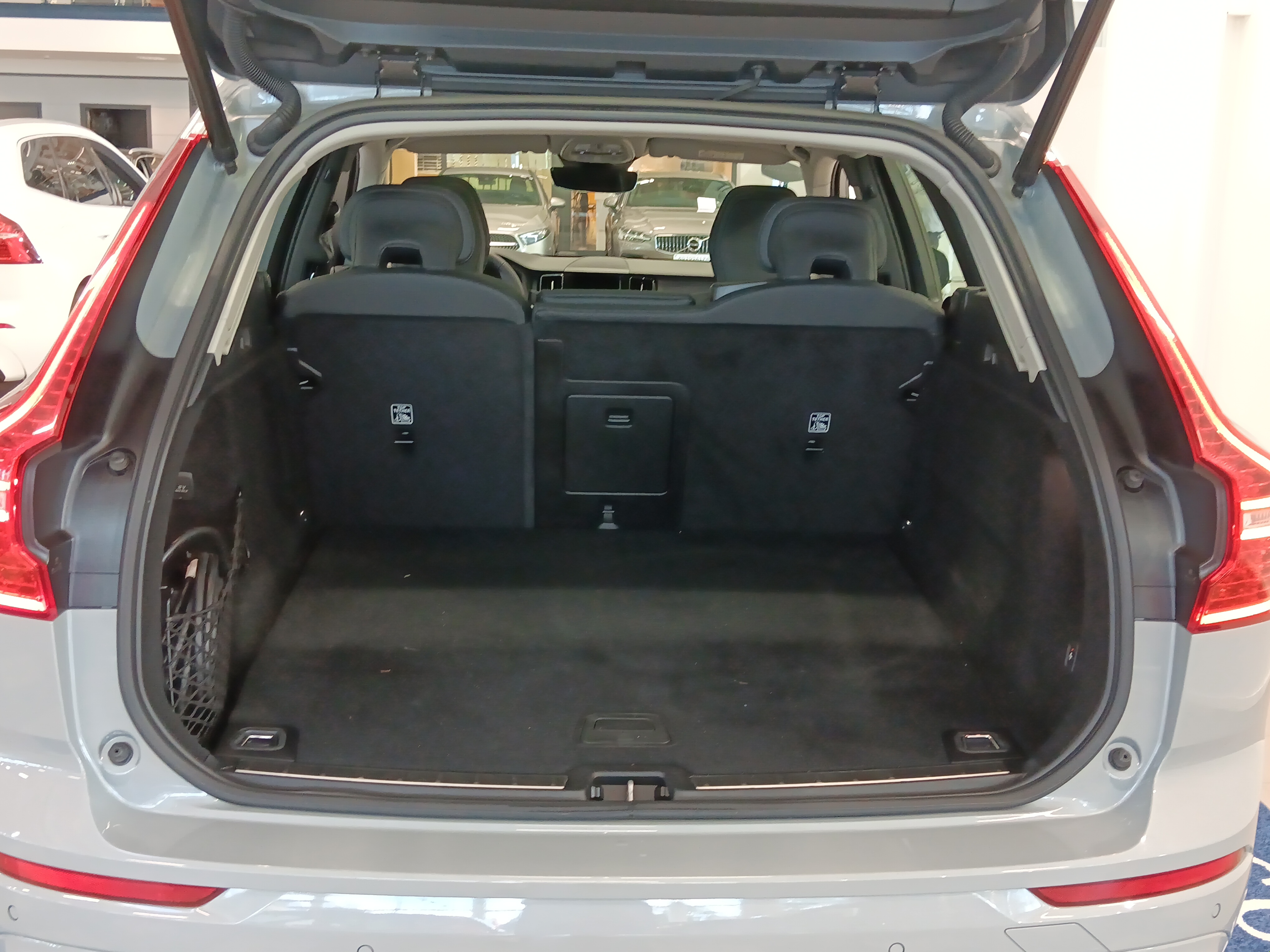 Volvo XC60 T6 AWD Long Range Plus Dark 2024, kuva 6/25