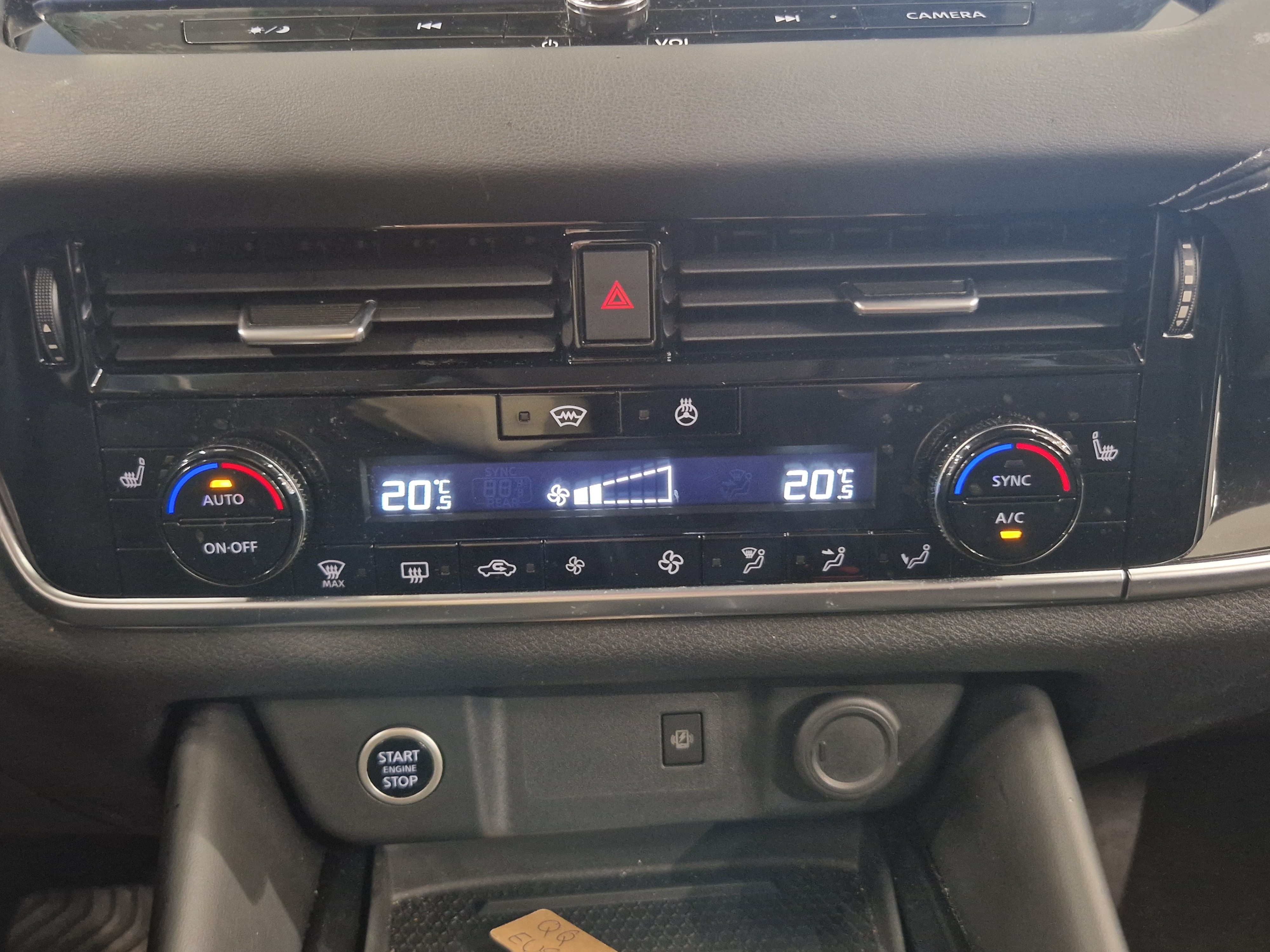 Nissan QASHQAI MHEV 158 XTRONIC 2WD N-CONNECTA 12.3 TFT MY22.5